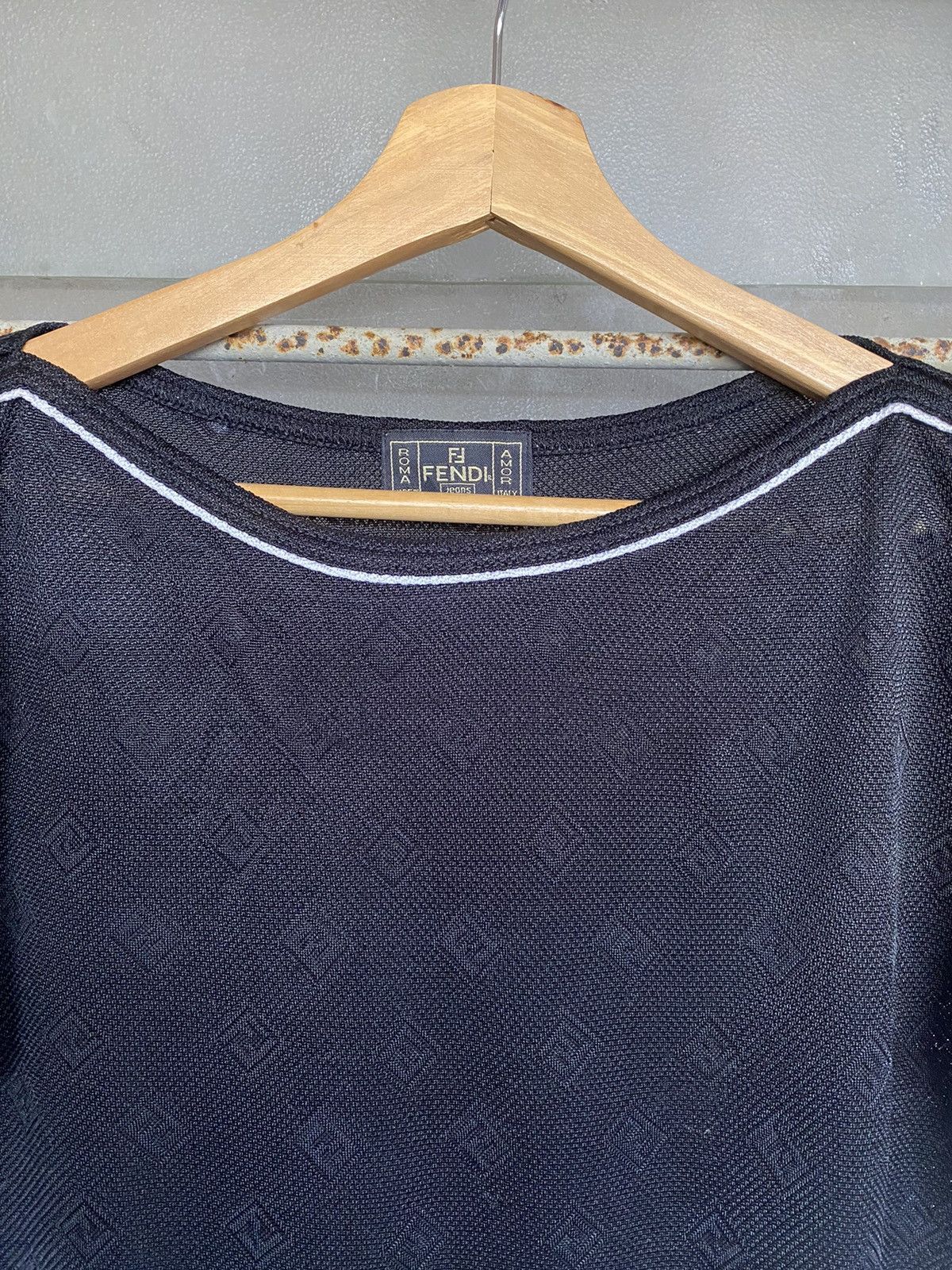 Fendi SS Fendi Monogram Crop Tees Size S / US 4 / IT 40 - 6 Thumbnail