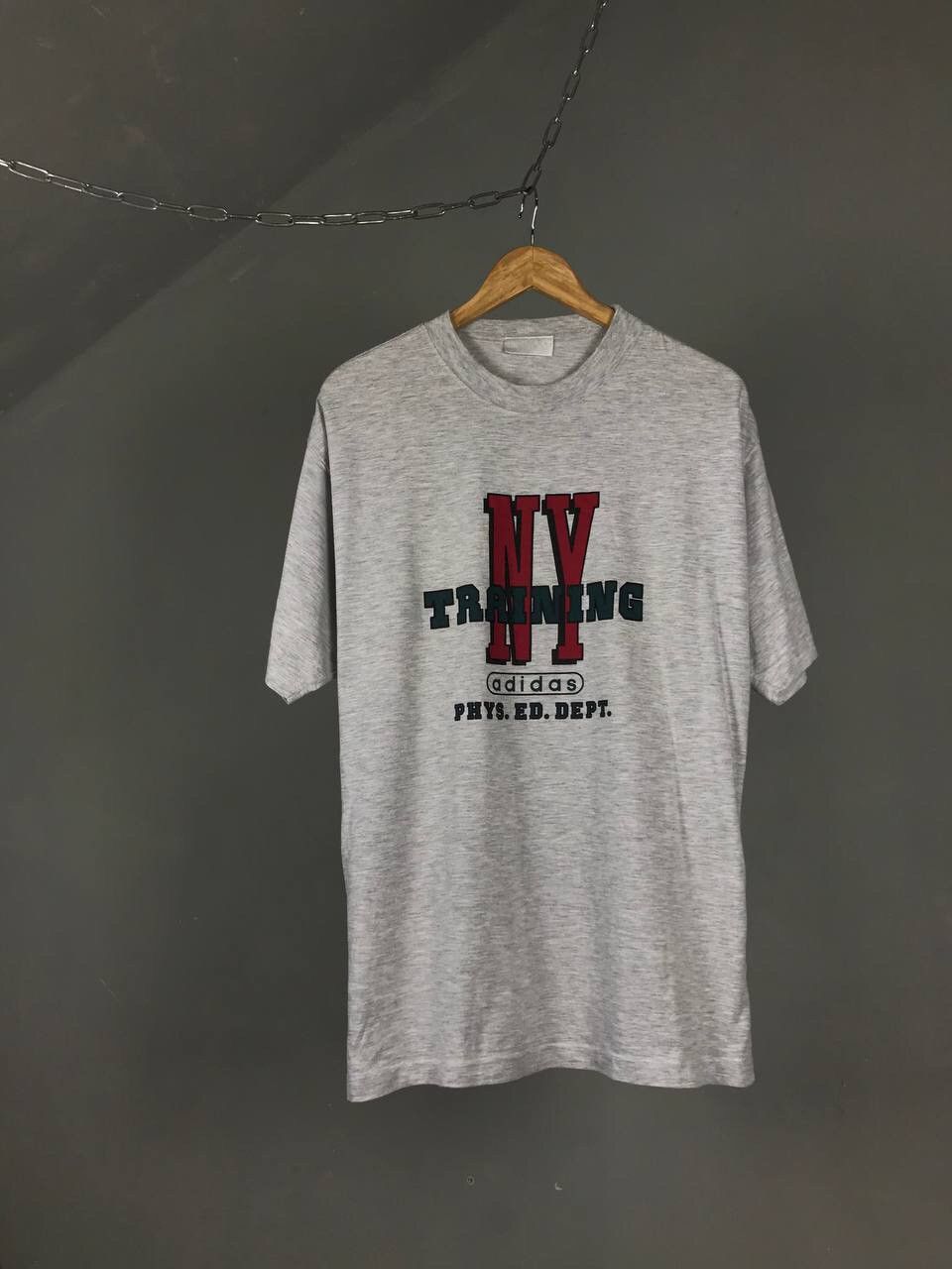 Vintage Adidas vintage streetwear tee Size US M / EU 48-50 / 2 - 1 Thumbnail