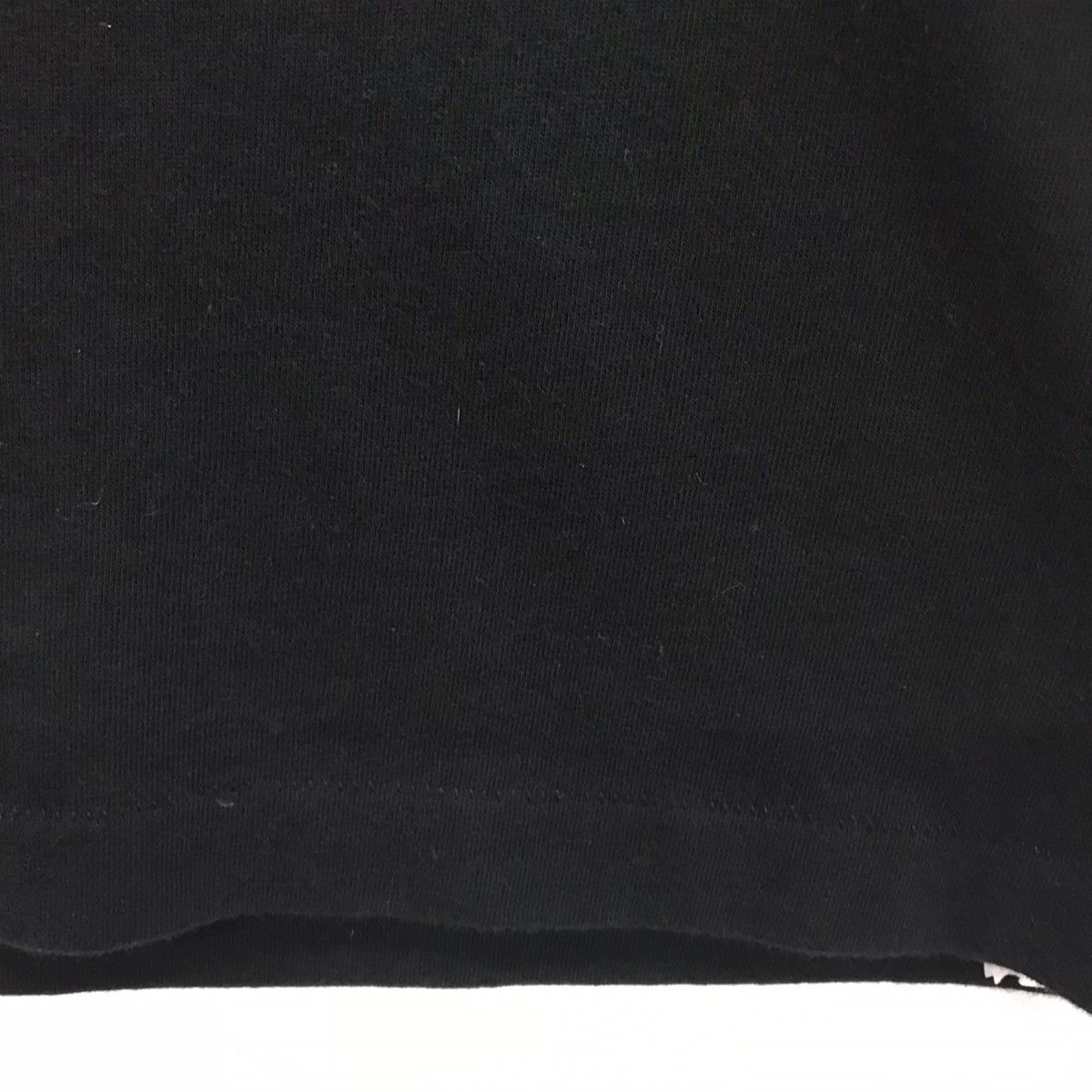 Futura × Japanese Brand × Uniqlo Rare!! Japanese Brand Uniqlo X Futura Spell Out Tee Size US XL / EU 56 / 4 - 6 Thumbnail
