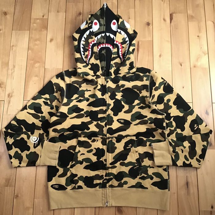 Bape hoodie sale grailed