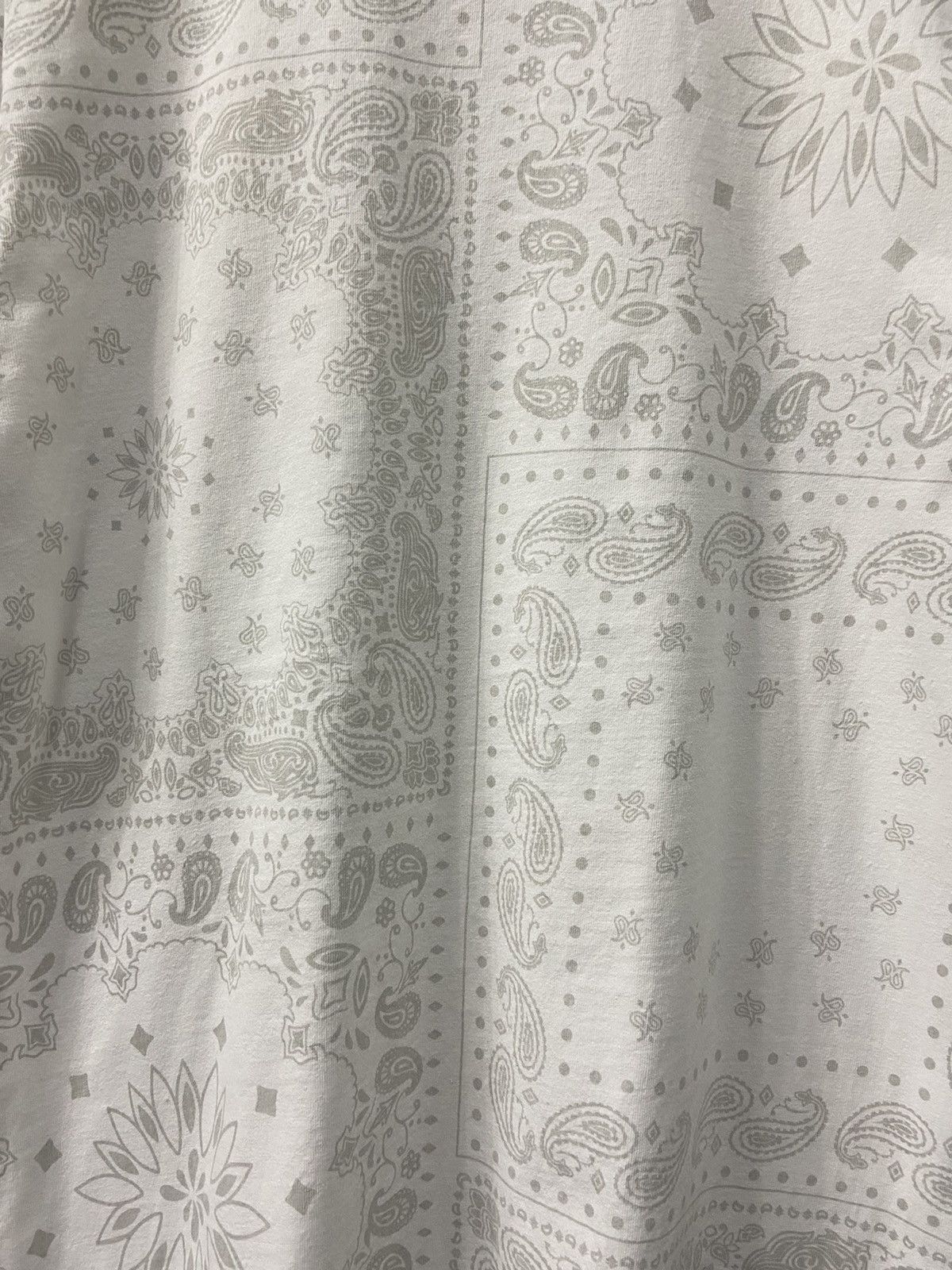 Vintage Spinnins Japan Paisley Print Bandana Tshirt Size US M / EU 48-50 / 2 - 12 Thumbnail