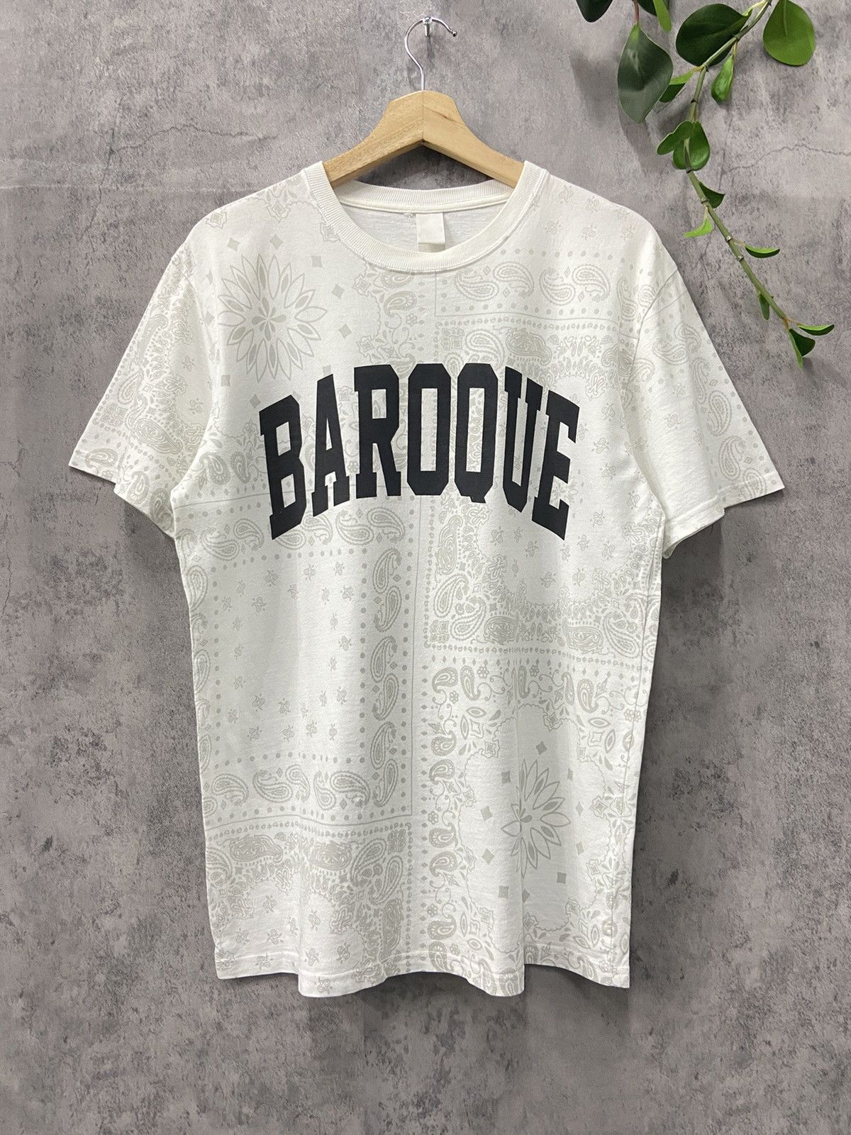 image of Vintage Spinnins Japan Paisley Print Bandana Tshirt in White, Men's (Size Medium)