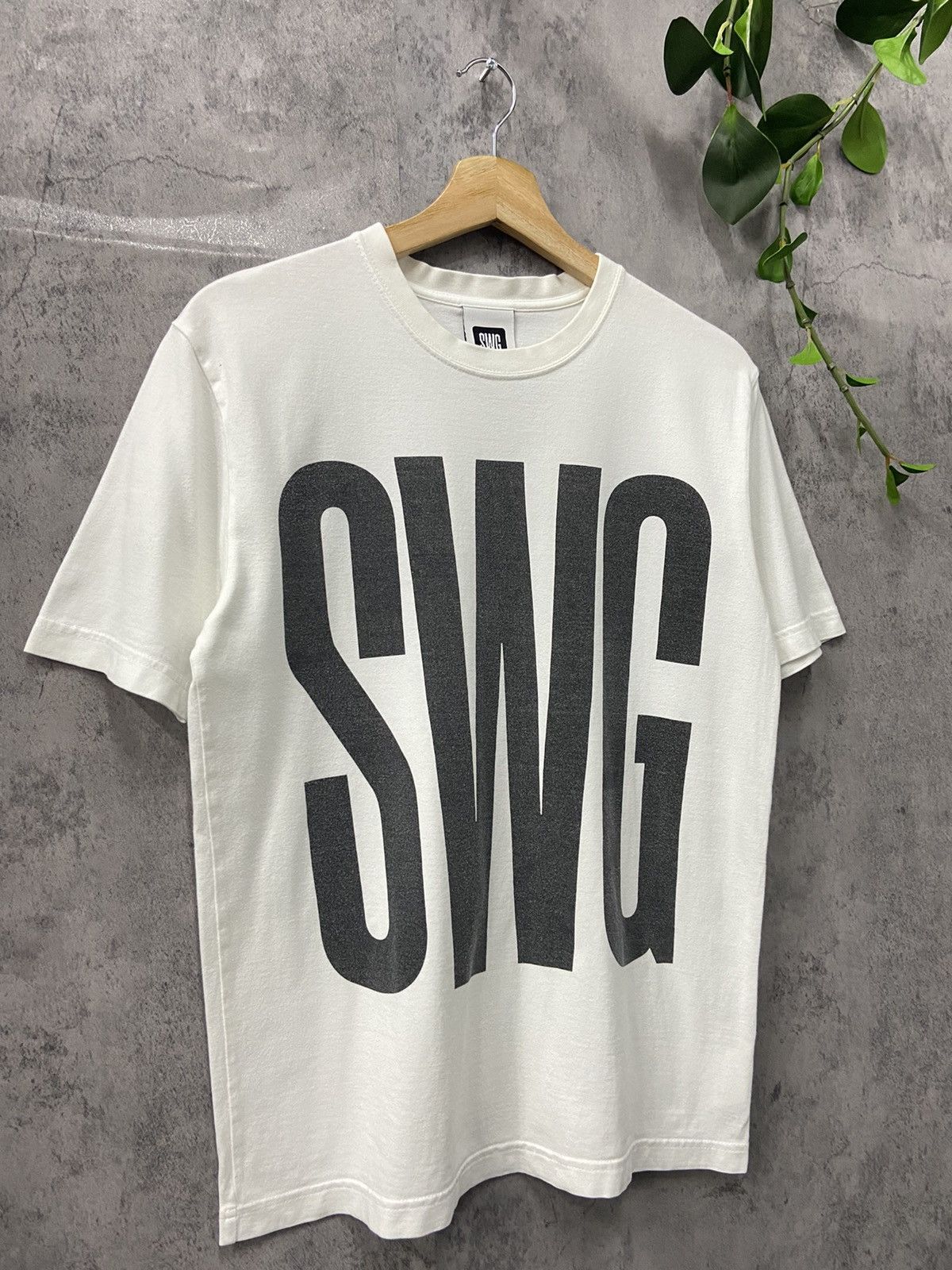 Japanese Brand × Swagger Vintage Swagger Japan SWG Big Logo Tshirt Size US S / EU 44-46 / 1 - 4 Thumbnail