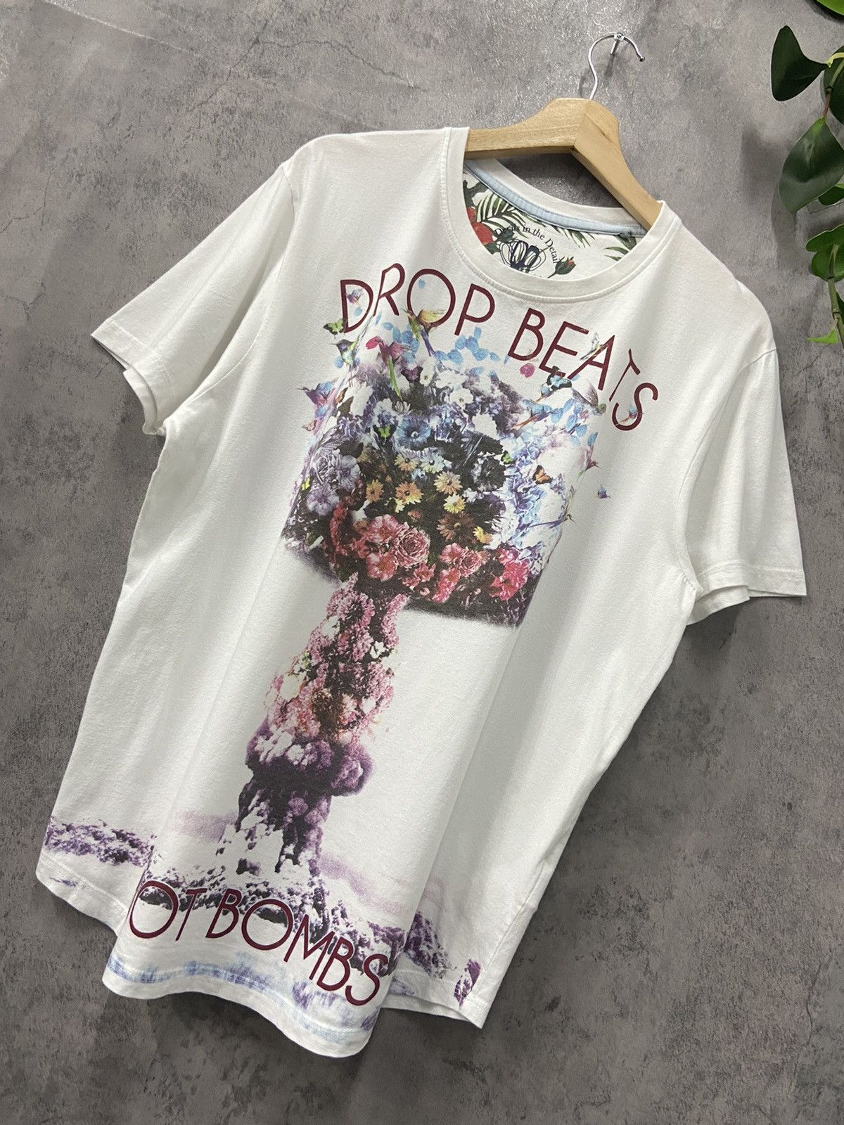 Designer × Japanese Brand Ringspun Flower Art Drop Beats Sculpture Tshirt Vintage Size US L / EU 52-54 / 3 - 2 Thumbnail