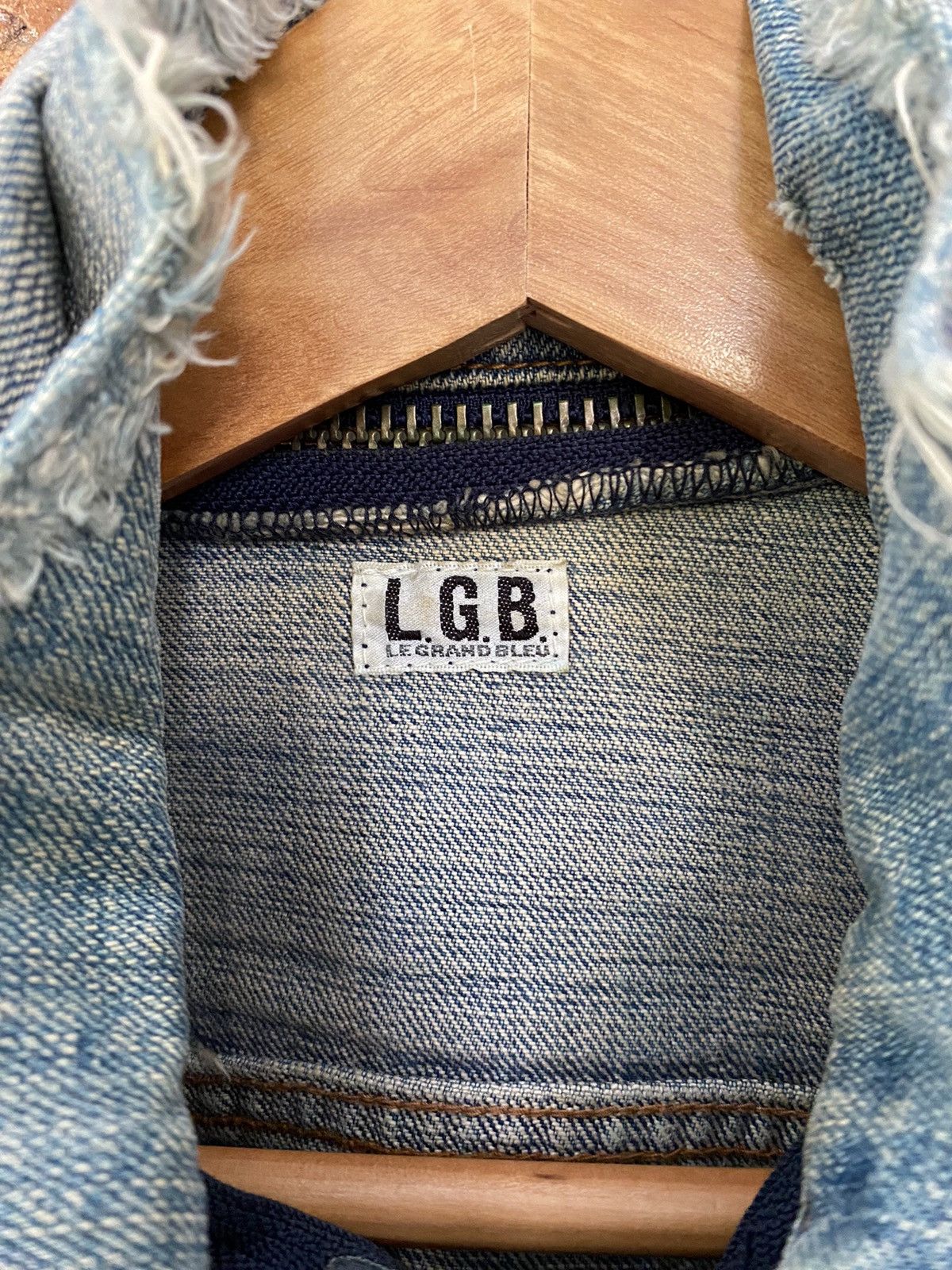 Le Grande Bleu (L.G.B.) VTG L.G.B Destroy denim Jacket Size US M / EU 48-50 / 2 - 17 Thumbnail