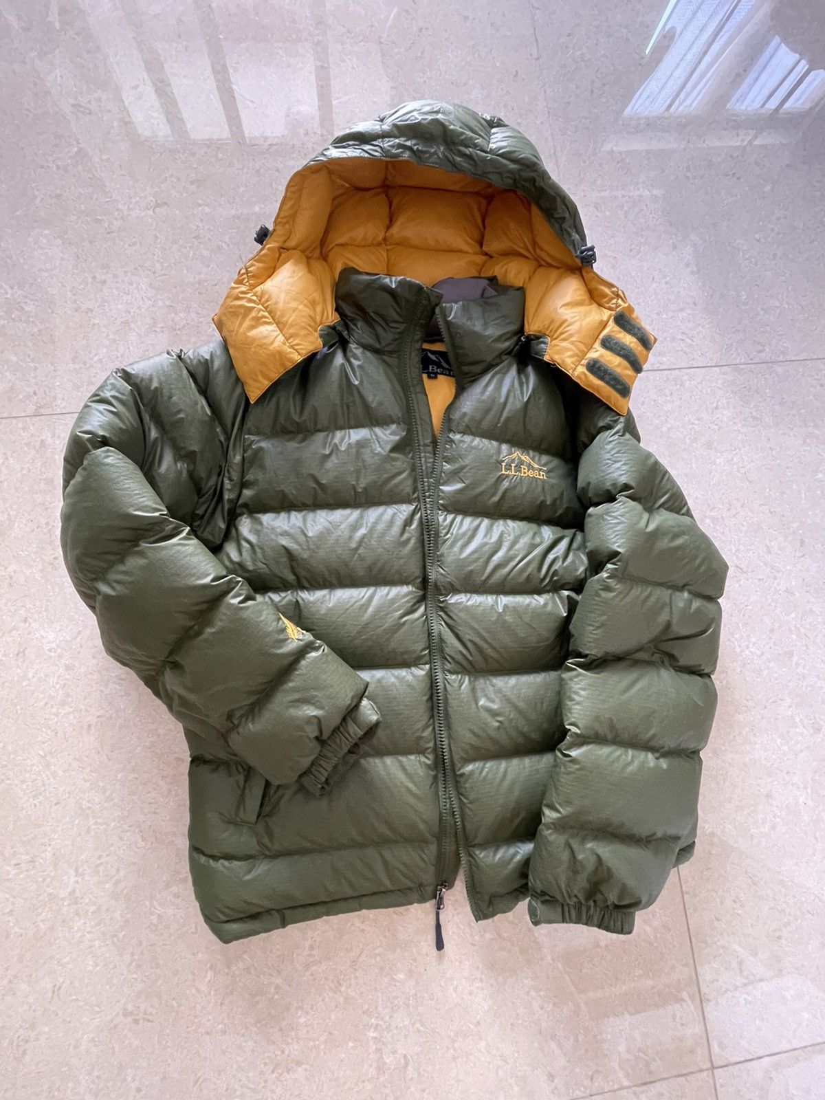 image of L L Bean Llbean 700 Fill Down Jacket M in Green, Men's (Size Medium)