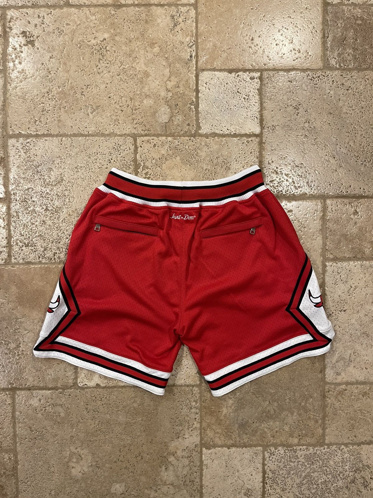 Just Don Just Don x Mitchell & Ness NBA Chicago Bulls OG Red Shorts Size US 32 / EU 48 - 4 Thumbnail