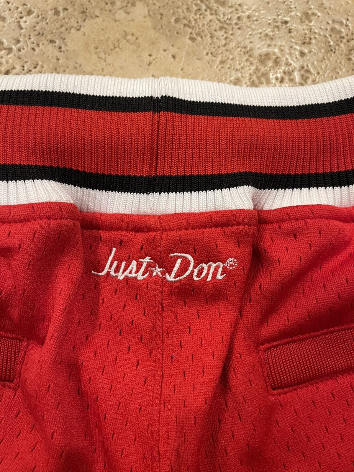 Just Don Just Don x Mitchell & Ness NBA Chicago Bulls OG Red Shorts Size US 32 / EU 48 - 12 Thumbnail
