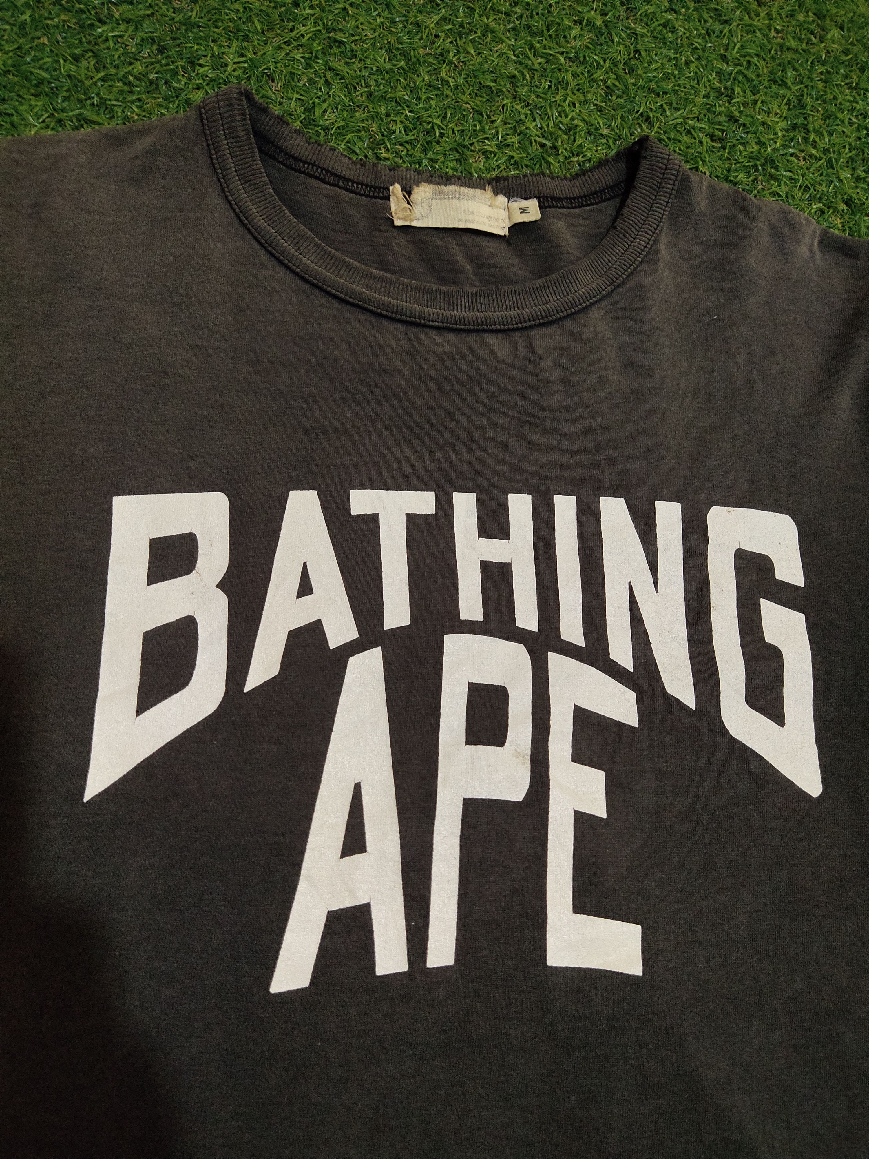 Bape × Vintage NYC Logo Tee Distressed Faded Size US M / EU 48-50 / 2 - 3 Thumbnail