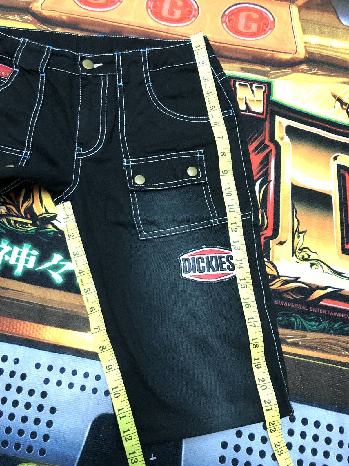 Dickies × Vintage VINTAGE DICKIES LOT OF PATCHES BUSH SHORT PANTS Size US 29 - 16 Thumbnail