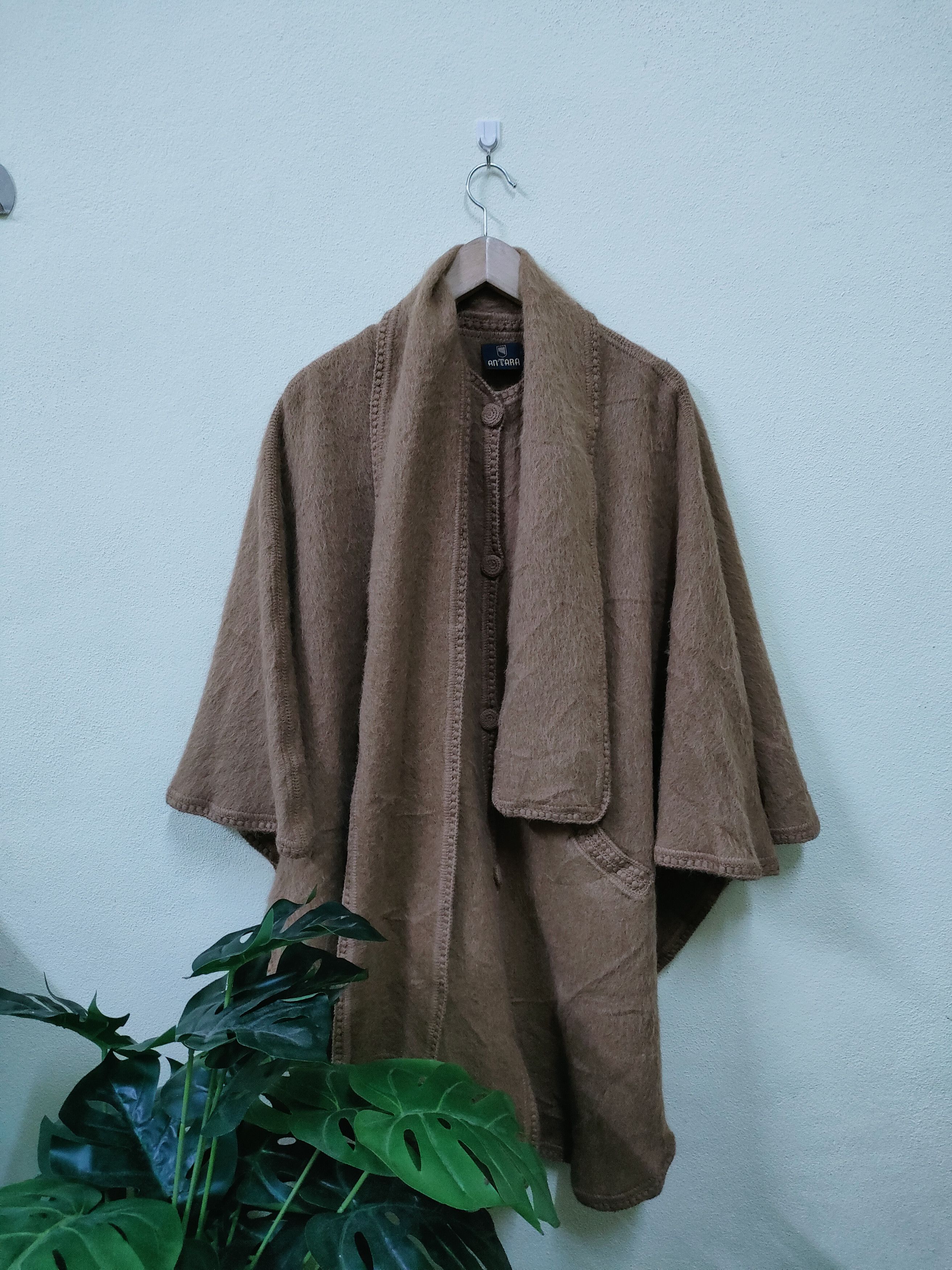 Handmade Antara Handcrafted By South Africa 100% Alpaca Size US L / EU 52-54 / 3 - 1 Thumbnail