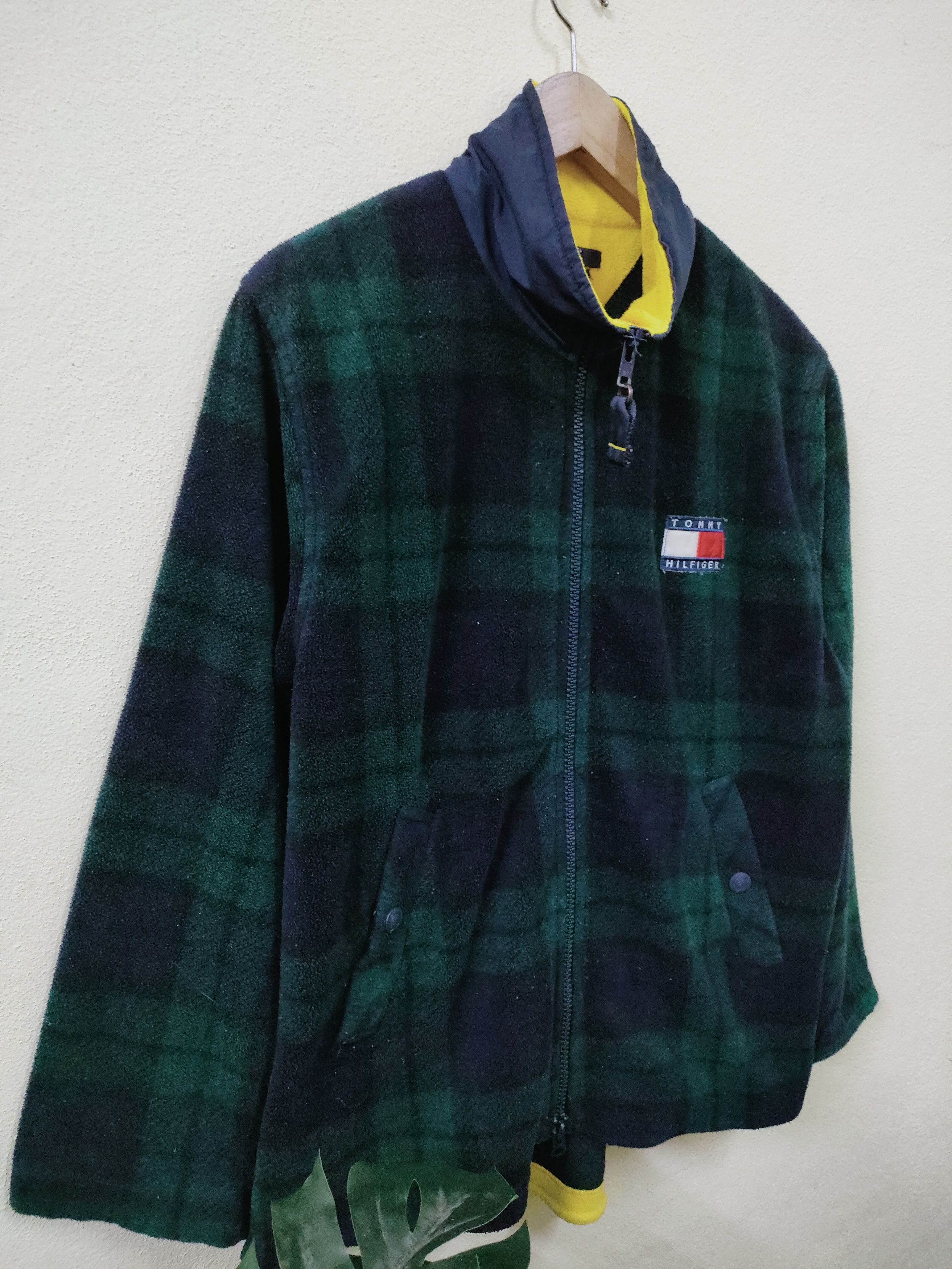 Tommy Hilfiger × Vintage Vintage Tommy Hilfiger Fleece Jacket Size US M / EU 48-50 / 2 - 7 Thumbnail
