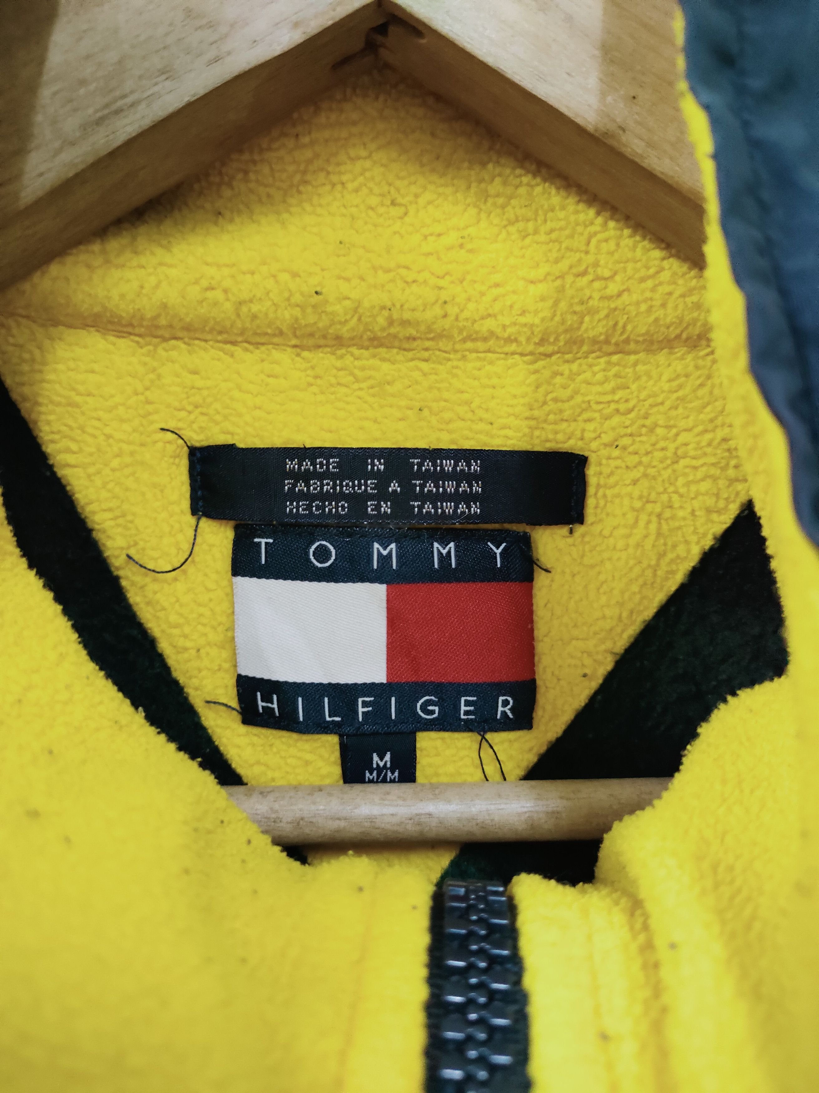 Tommy Hilfiger × Vintage Vintage Tommy Hilfiger Fleece Jacket Size US M / EU 48-50 / 2 - 8 Thumbnail