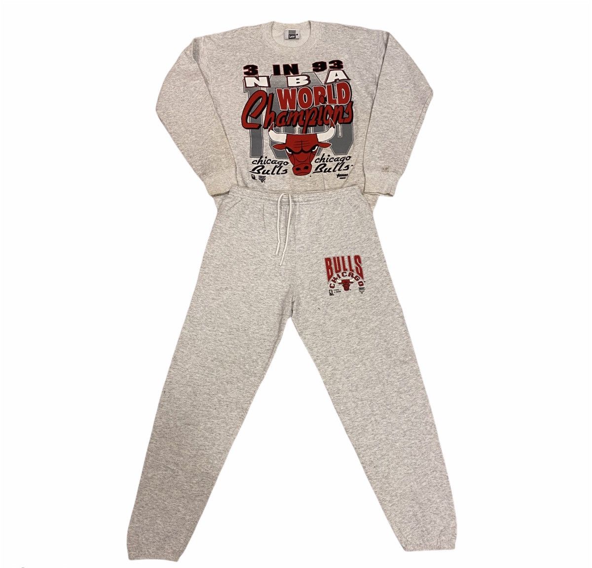NBA × Vintage VINTAGE ONE SET 90’s‼️Chicago Bulls Sweatshirt & Sweatpant Size US L / EU 52-54 / 3 - 1 Thumbnail