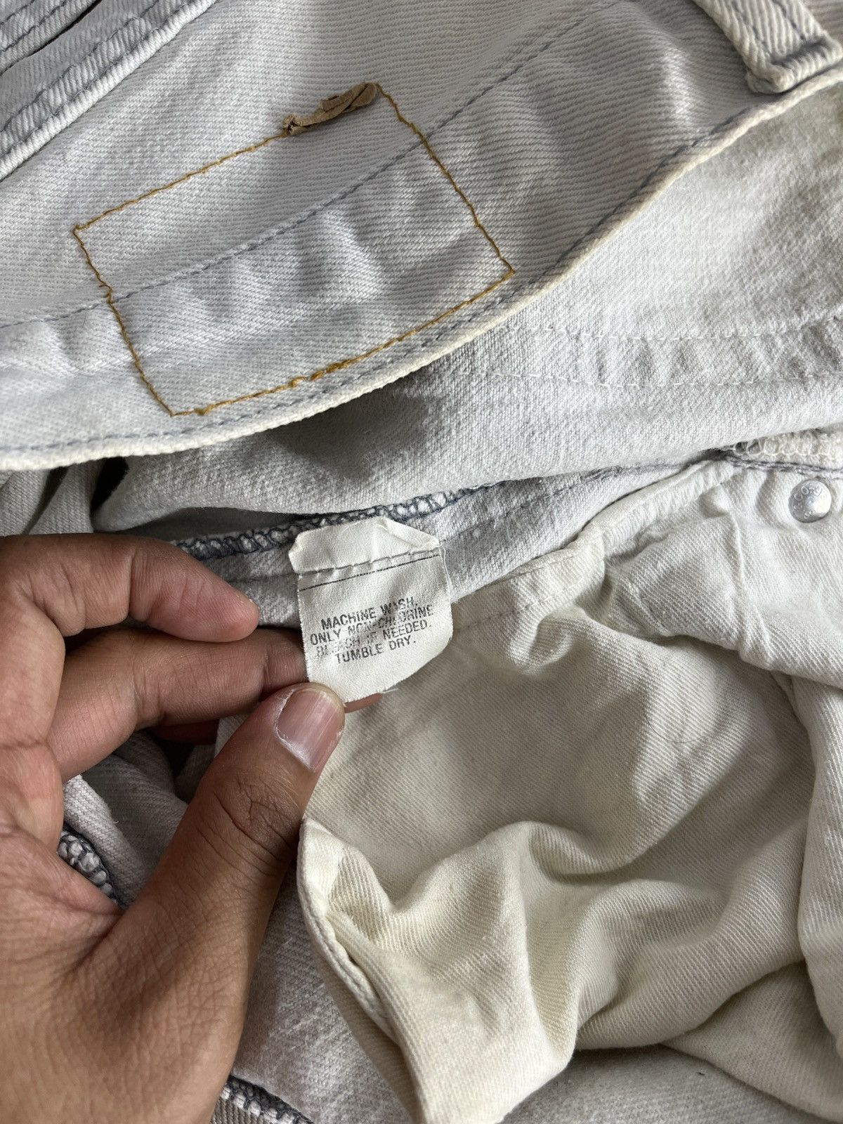 Levi's 80’s Vintage Levis 501 Cream Jeans - J891 Size US 34 / EU 50 - 9 Thumbnail