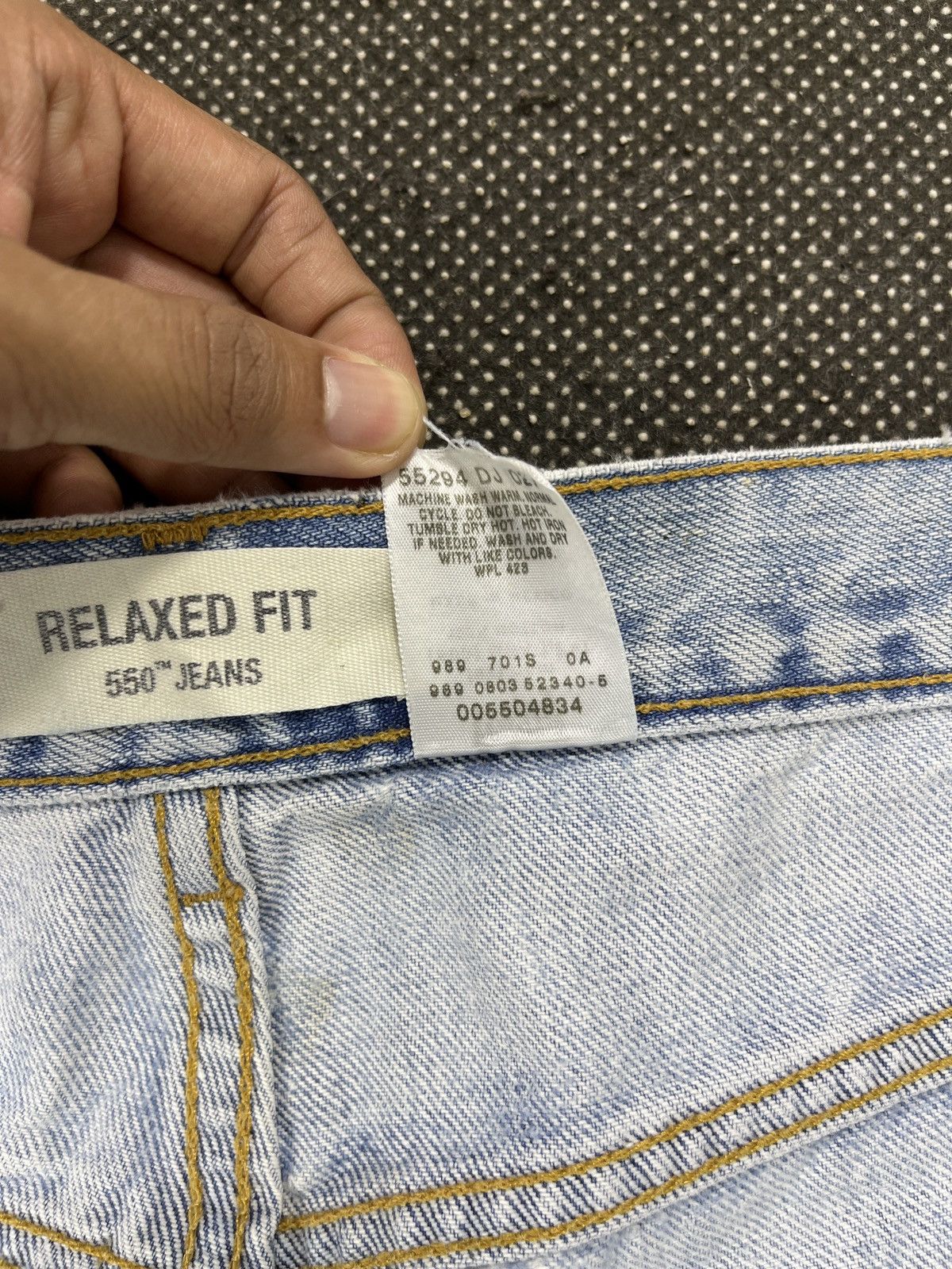 Levi's Vintage Levis 550 Light Wash Jeans - J470 Size US 36 / EU 52 - 8 Thumbnail