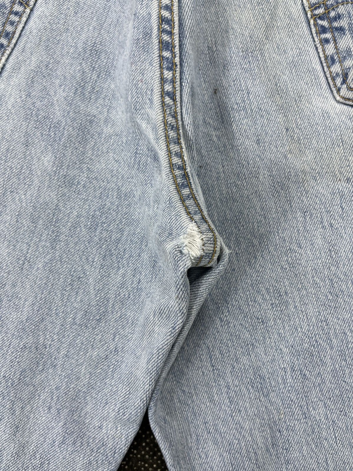 Levi's Vintage Levis 550 Light Wash Jeans - J470 Size US 36 / EU 52 - 9 Thumbnail