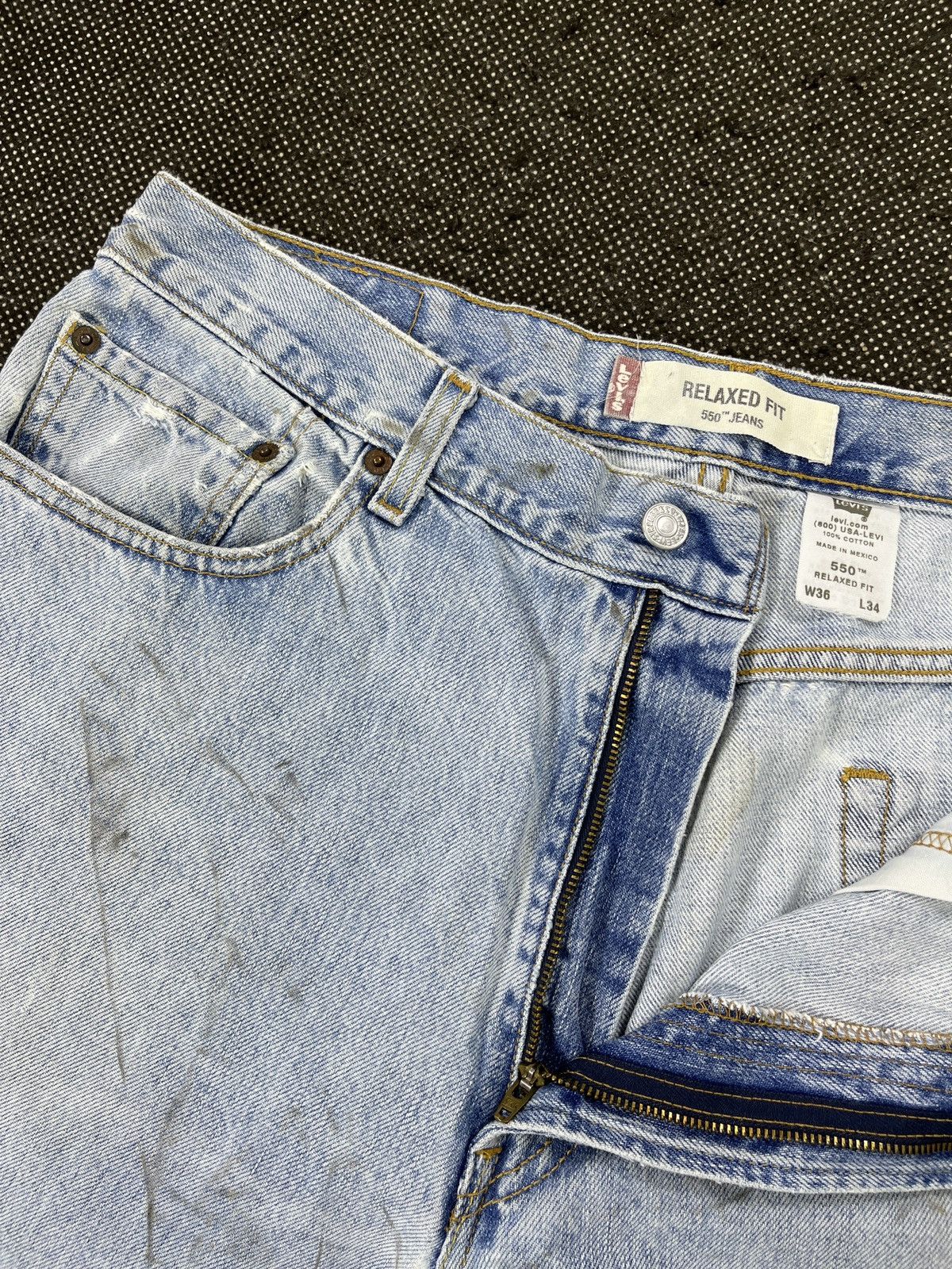 Levi's Vintage Levis 550 Light Wash Jeans - J470 Size US 36 / EU 52 - 6 Thumbnail