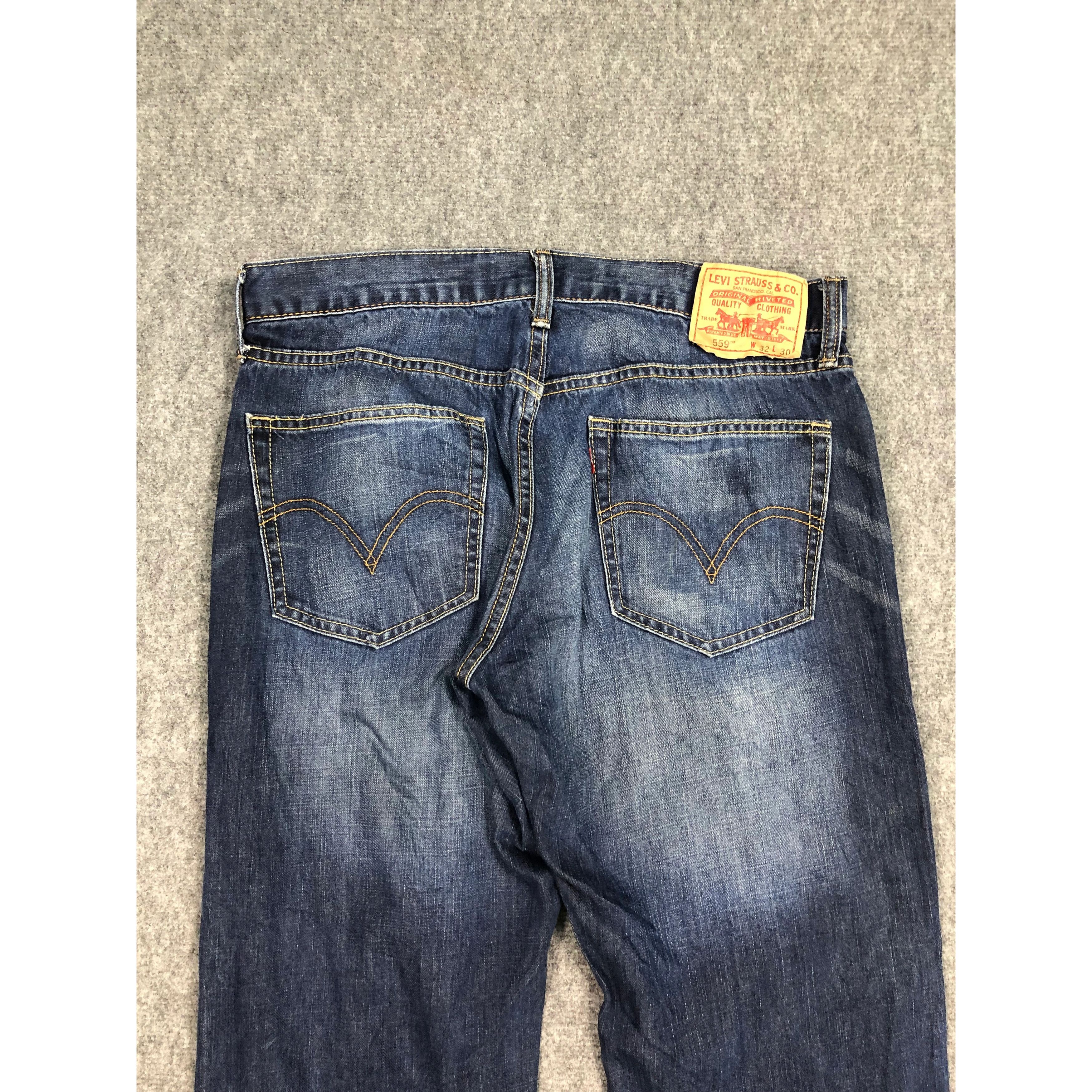 Levi's Vintage Levis 559 Lightwash Denim Pant DP0134 Size US 34 / EU 50 - 4 Thumbnail