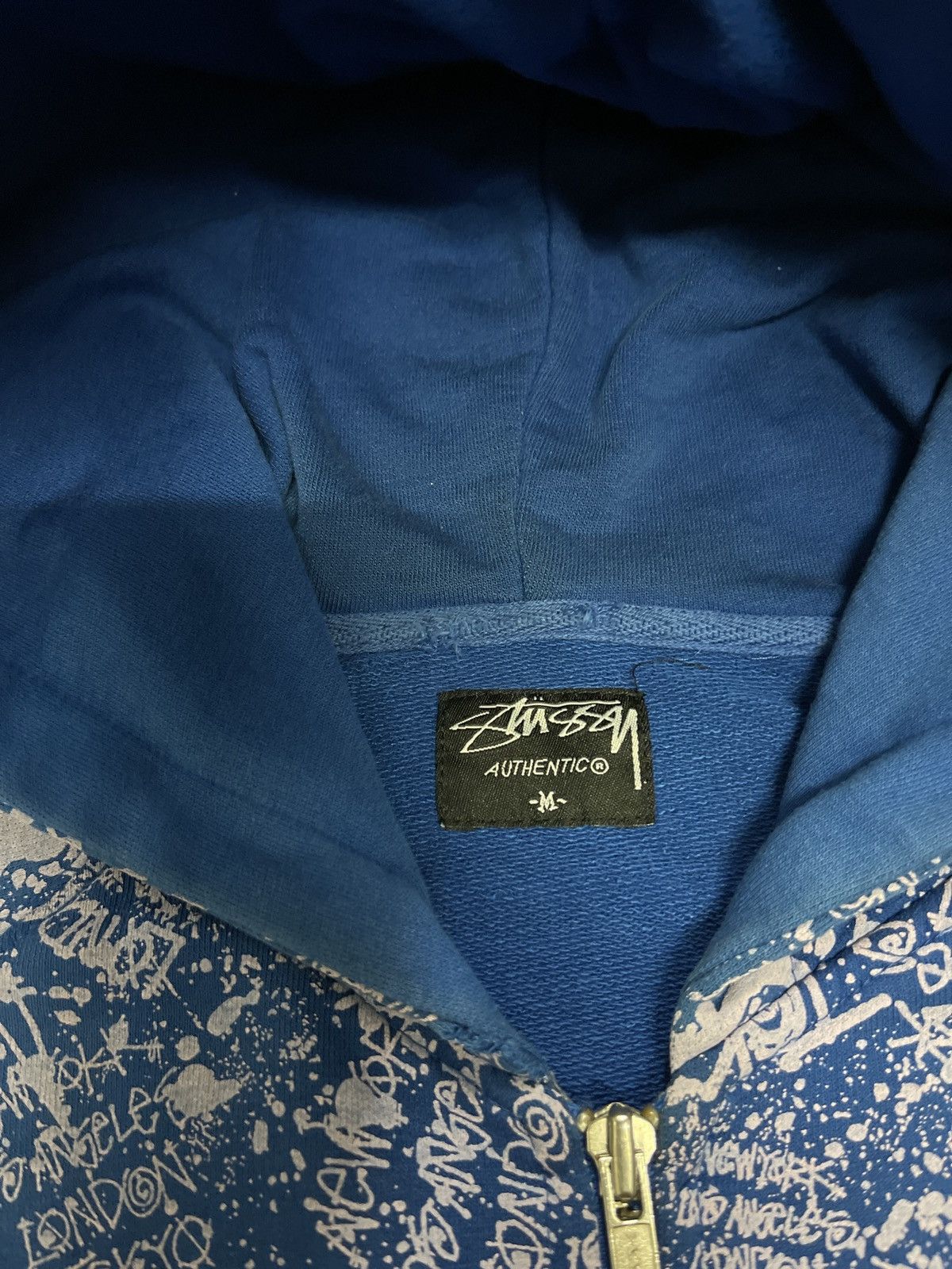 Stussy VINTAGE DISTRESSED STUSSY WORLD TOUR GRAFFITI VERY RARE Size US M / EU 48-50 / 2 - 7 Thumbnail