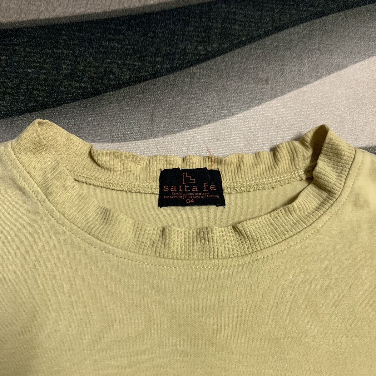 Japanese Brand Vintage Santa Fe Big Logo Crewneck Sweatshirt Size US XL / EU 56 / 4 - 4 Thumbnail