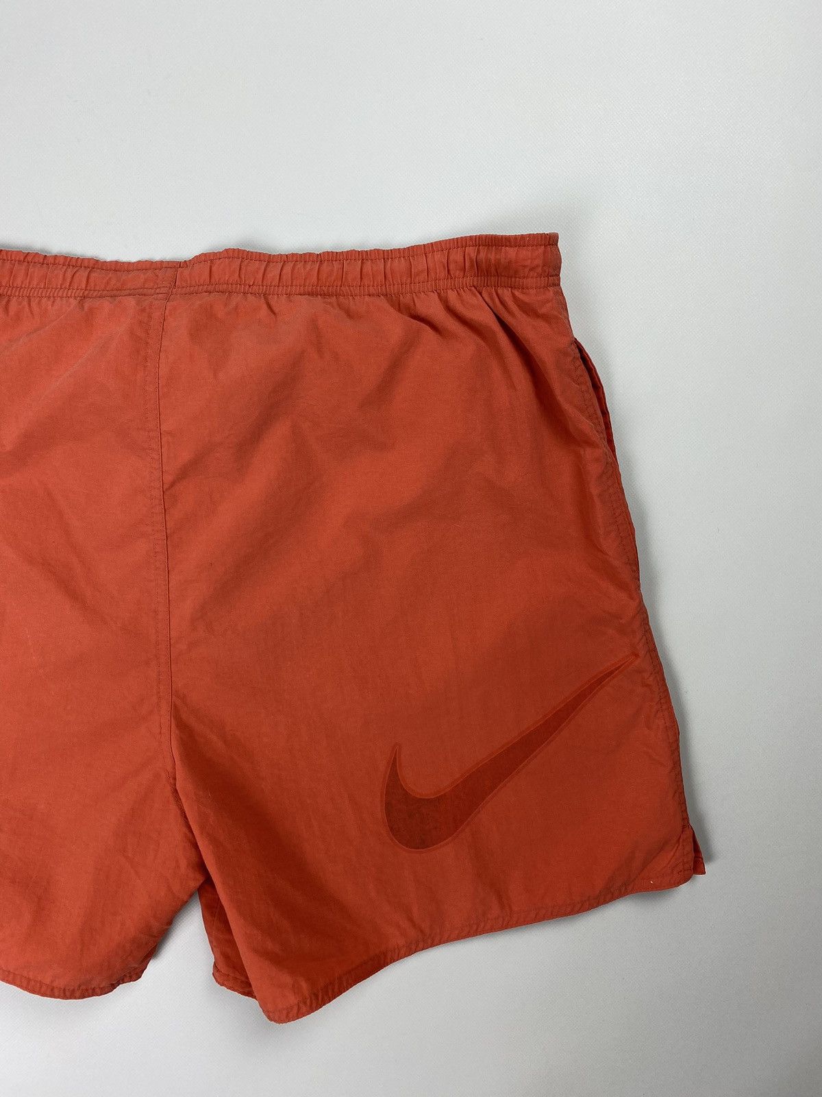 Nike × Vintage VTG Nike big swoosh men’s nylon shorts size L Size US 34 / EU 50 - 3 Thumbnail