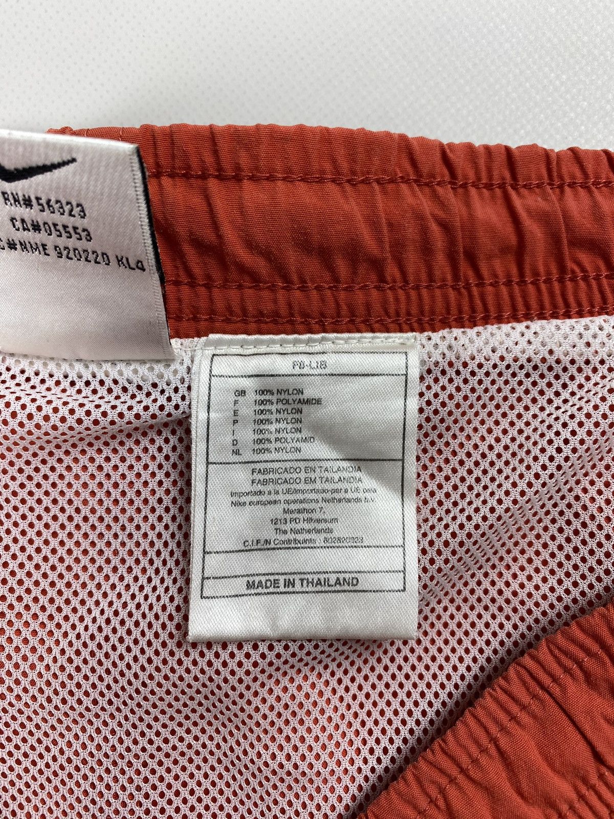 Nike × Vintage VTG Nike big swoosh men’s nylon shorts size L Size US 34 / EU 50 - 18 Thumbnail