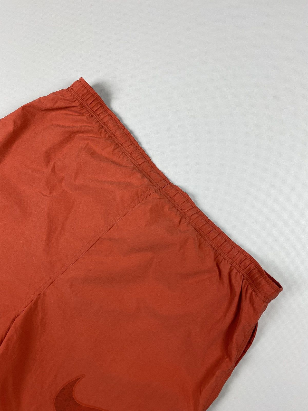Nike × Vintage VTG Nike big swoosh men’s nylon shorts size L Size US 34 / EU 50 - 5 Thumbnail