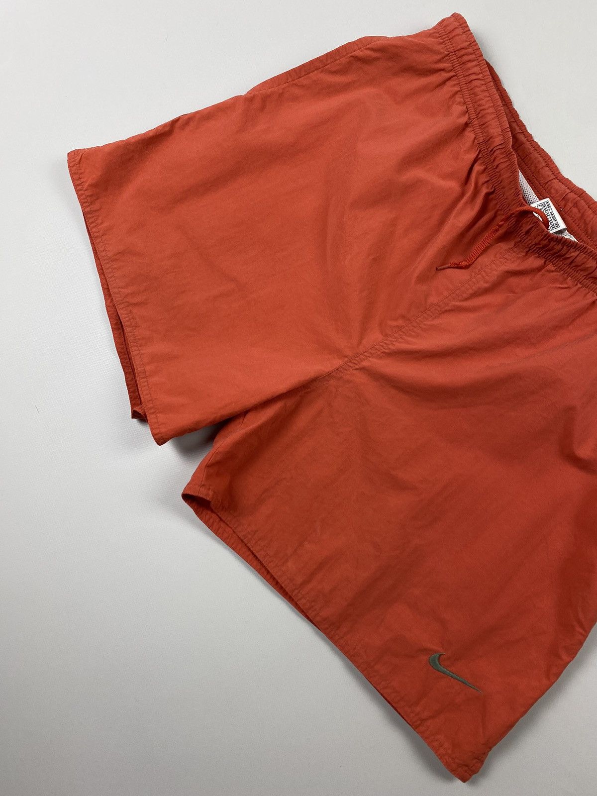 Nike × Vintage VTG Nike big swoosh men’s nylon shorts size L Size US 34 / EU 50 - 14 Thumbnail