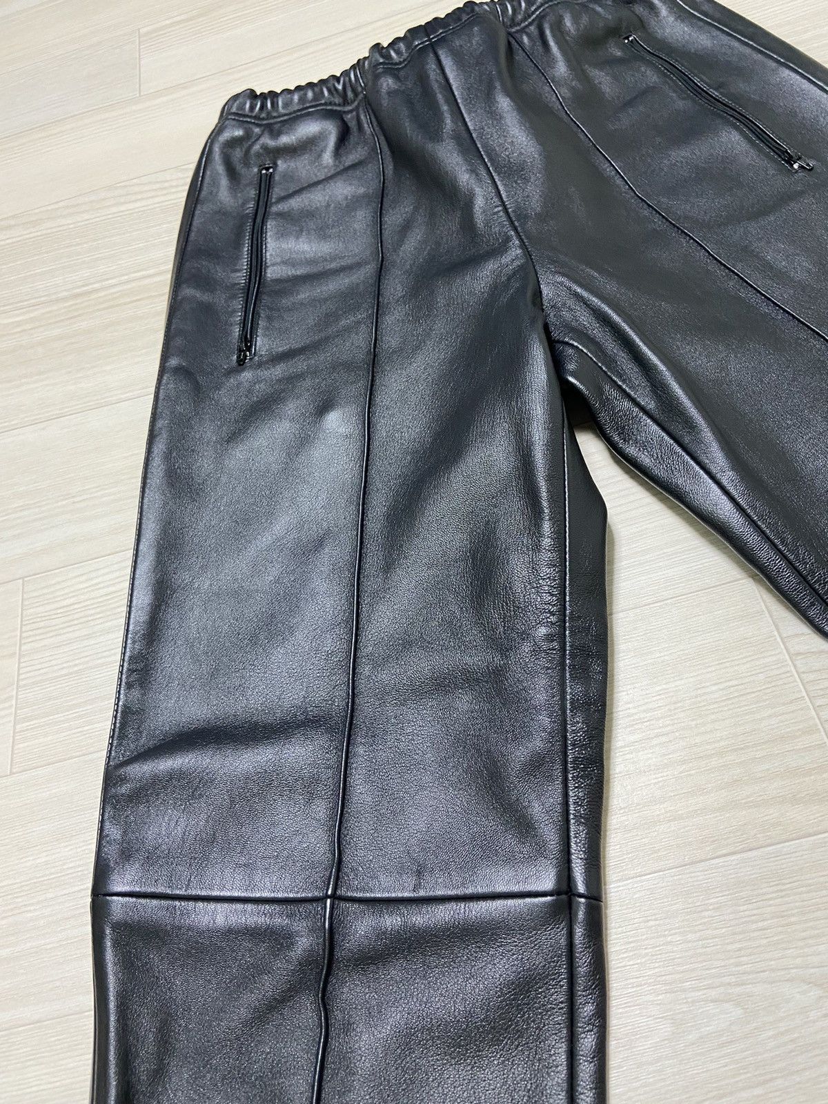 Balenciaga 38 Balenciaga 2016 leather jogger sweatpants Size US 29 - 10 Thumbnail