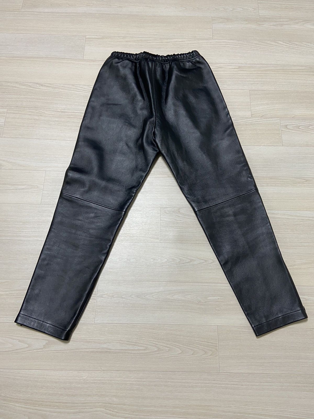 Balenciaga 38 Balenciaga 2016 leather jogger sweatpants Size US 29 - 2 Thumbnail