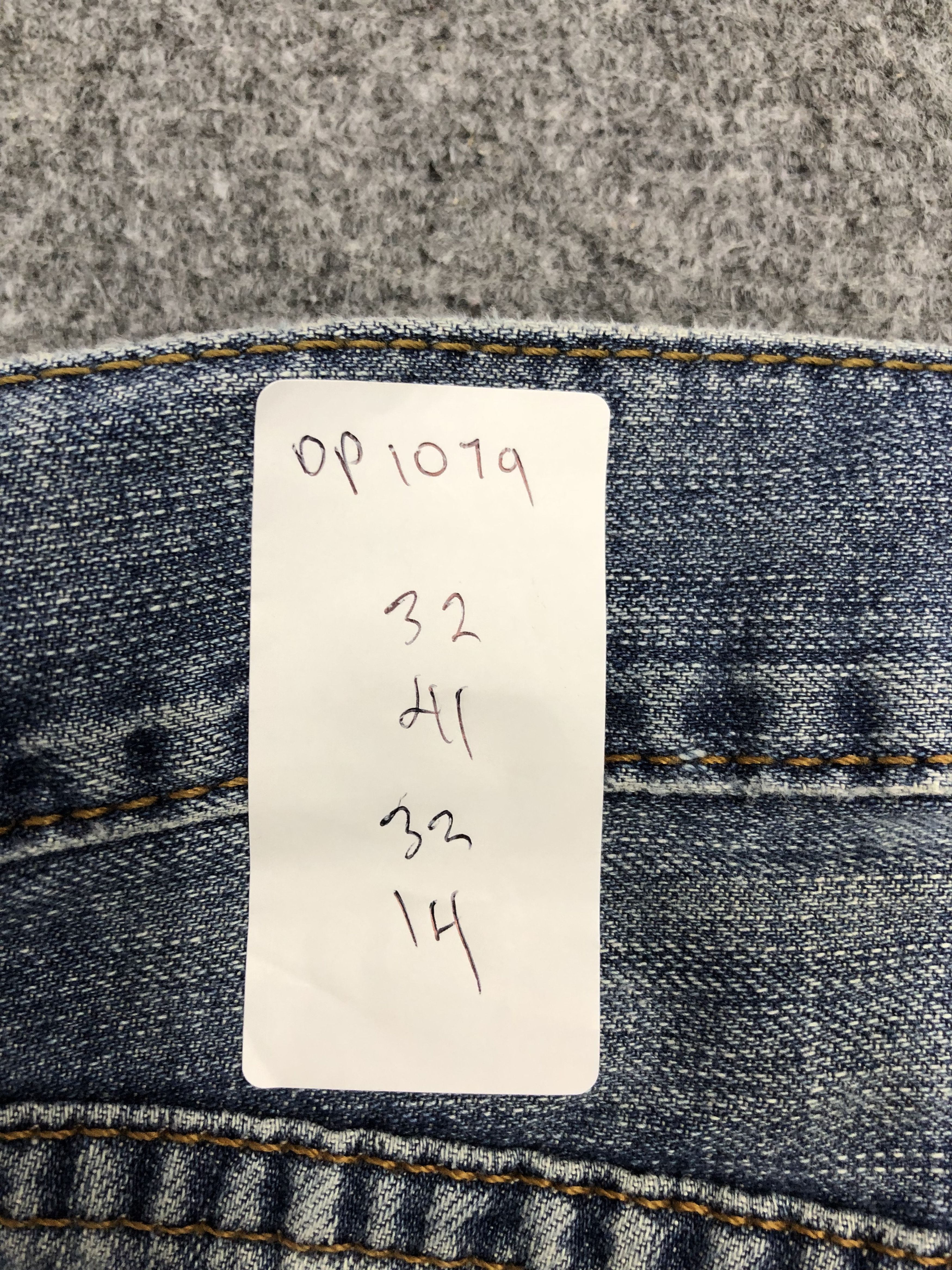 Levi's × Vintage Vintage Levis 505 Faded Blue Jeans Size US 32 / EU 48 - 15 Thumbnail
