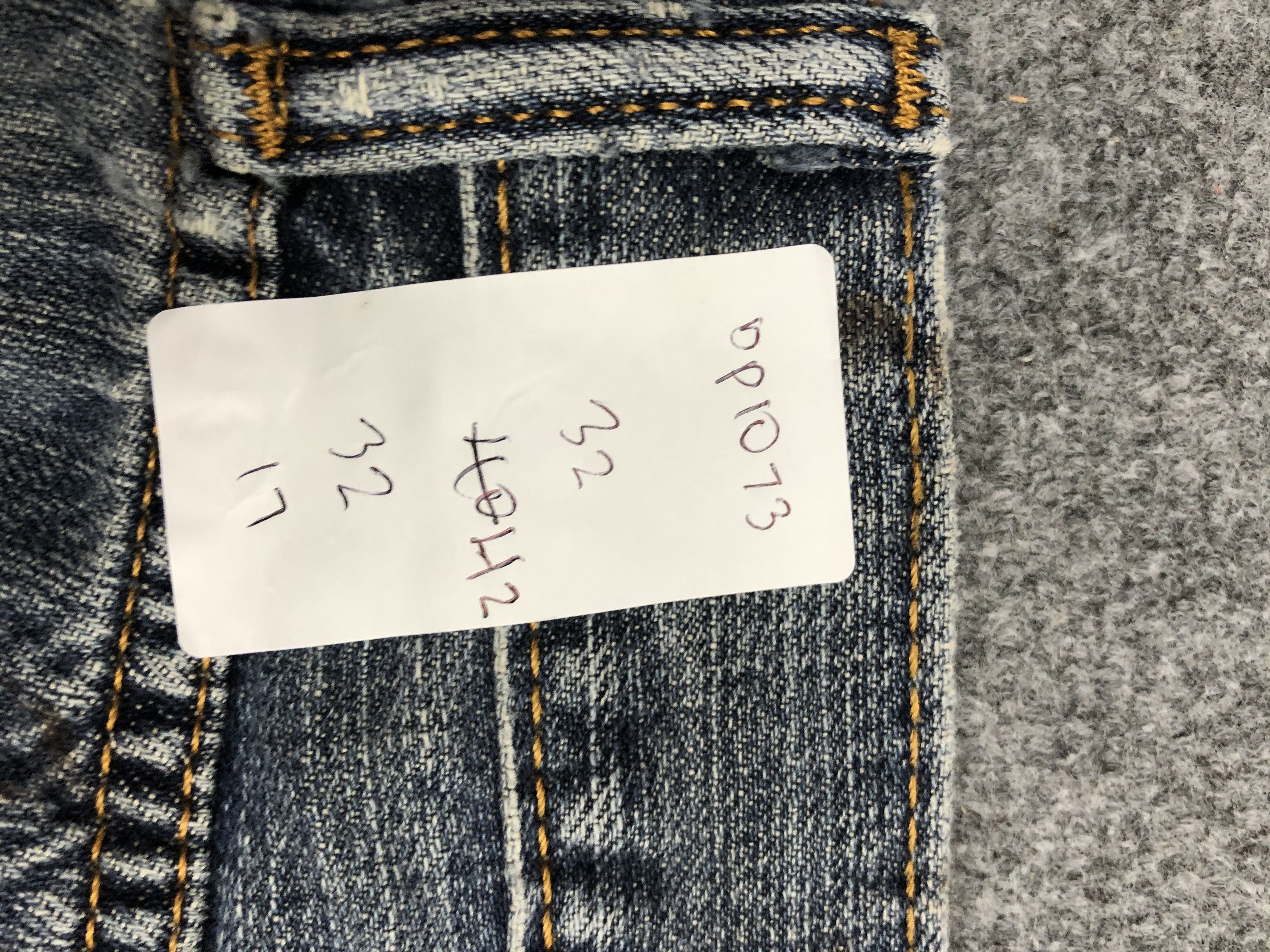 Levi's × Vintage Vintage Levis 559 Faded Blue Jeans Size US 32 / EU 48 - 16 Thumbnail