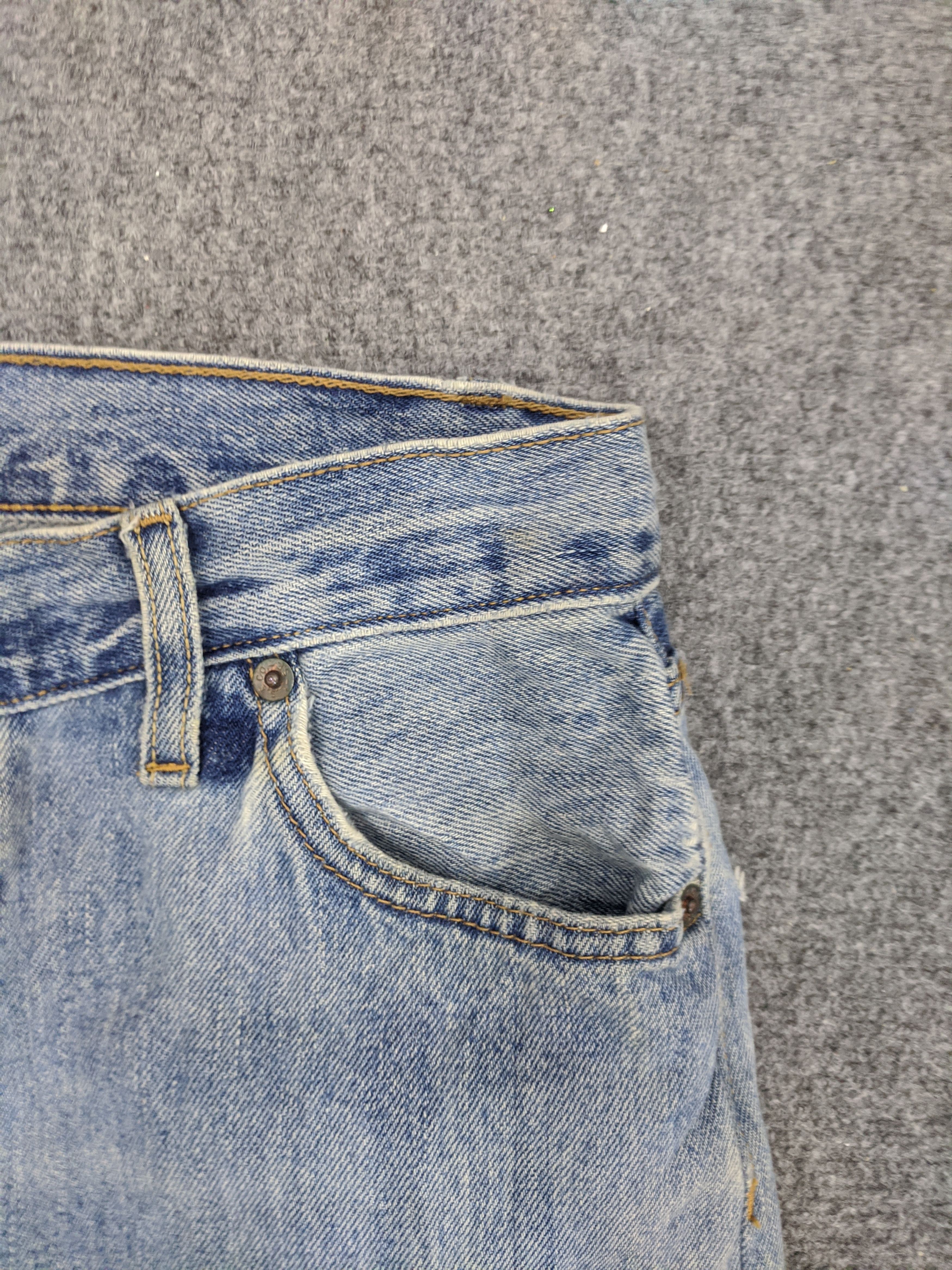 Levi's Vintage Distressed Levis Light Wash Jeans DP1012 Size US 29 - 8 Thumbnail