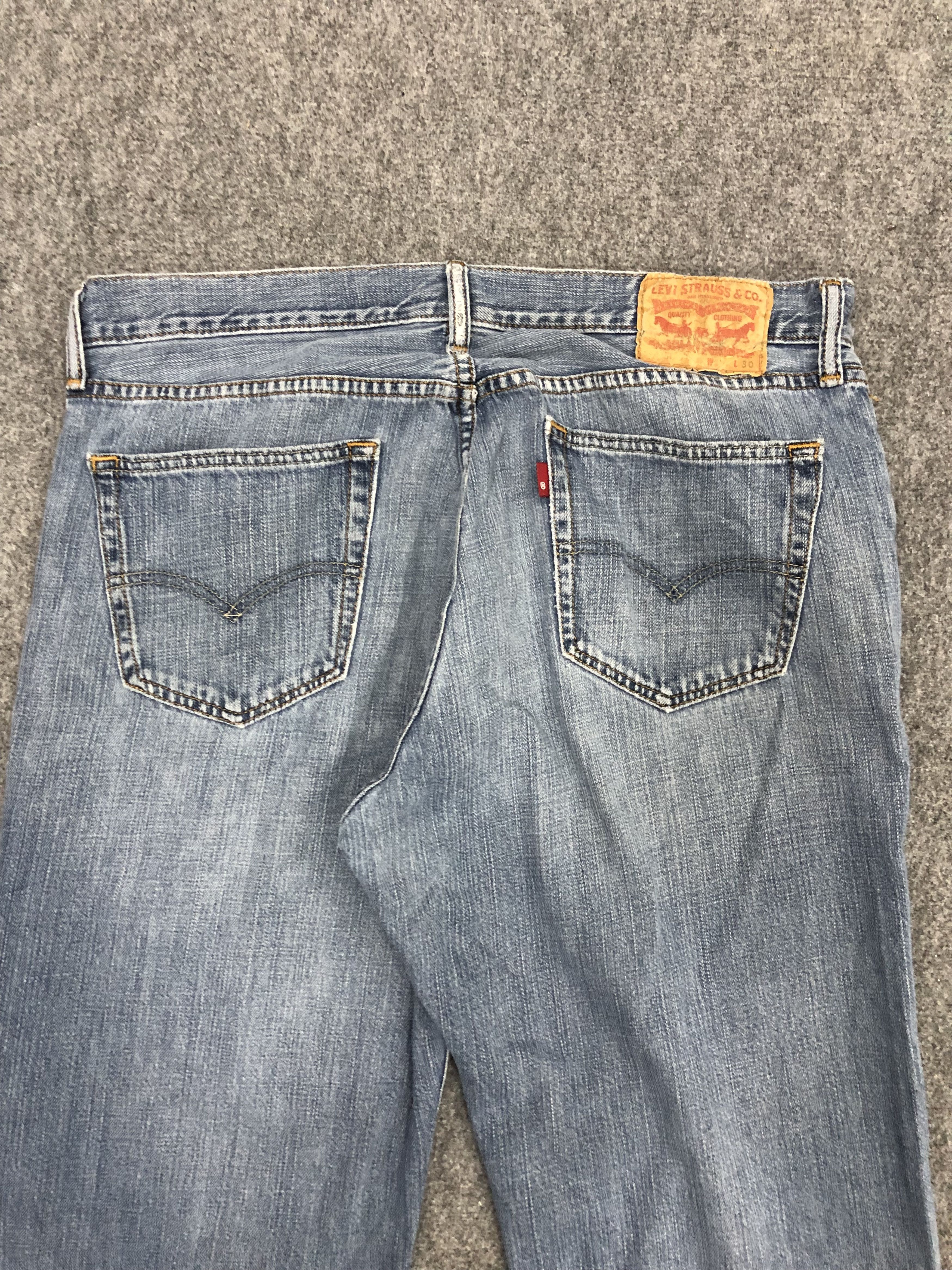 Levi's × Vintage Vintage Levis 559 Light Wash Jeans Size US 37 - 4 Thumbnail