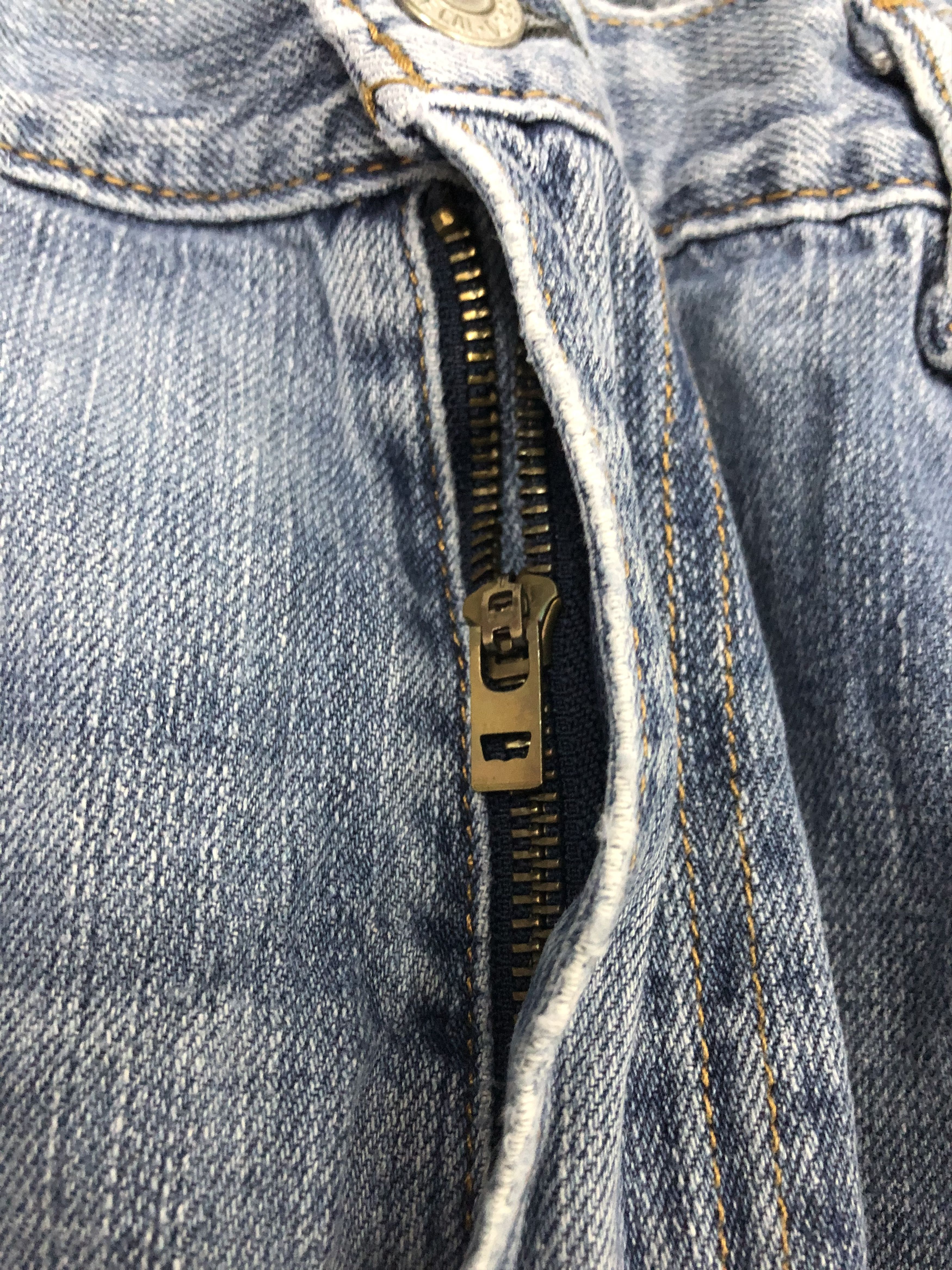 Levi's × Vintage Vintage Levis 559 Light Wash Jeans Size US 37 - 11 Thumbnail