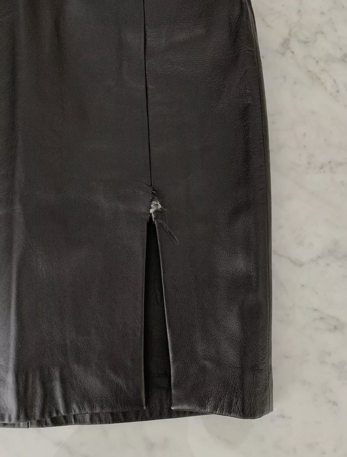 Versace Jeans Couture VERSACE BLACK LEATHER SKIRT Size 26" / US 2 / IT 38 - 7 Thumbnail