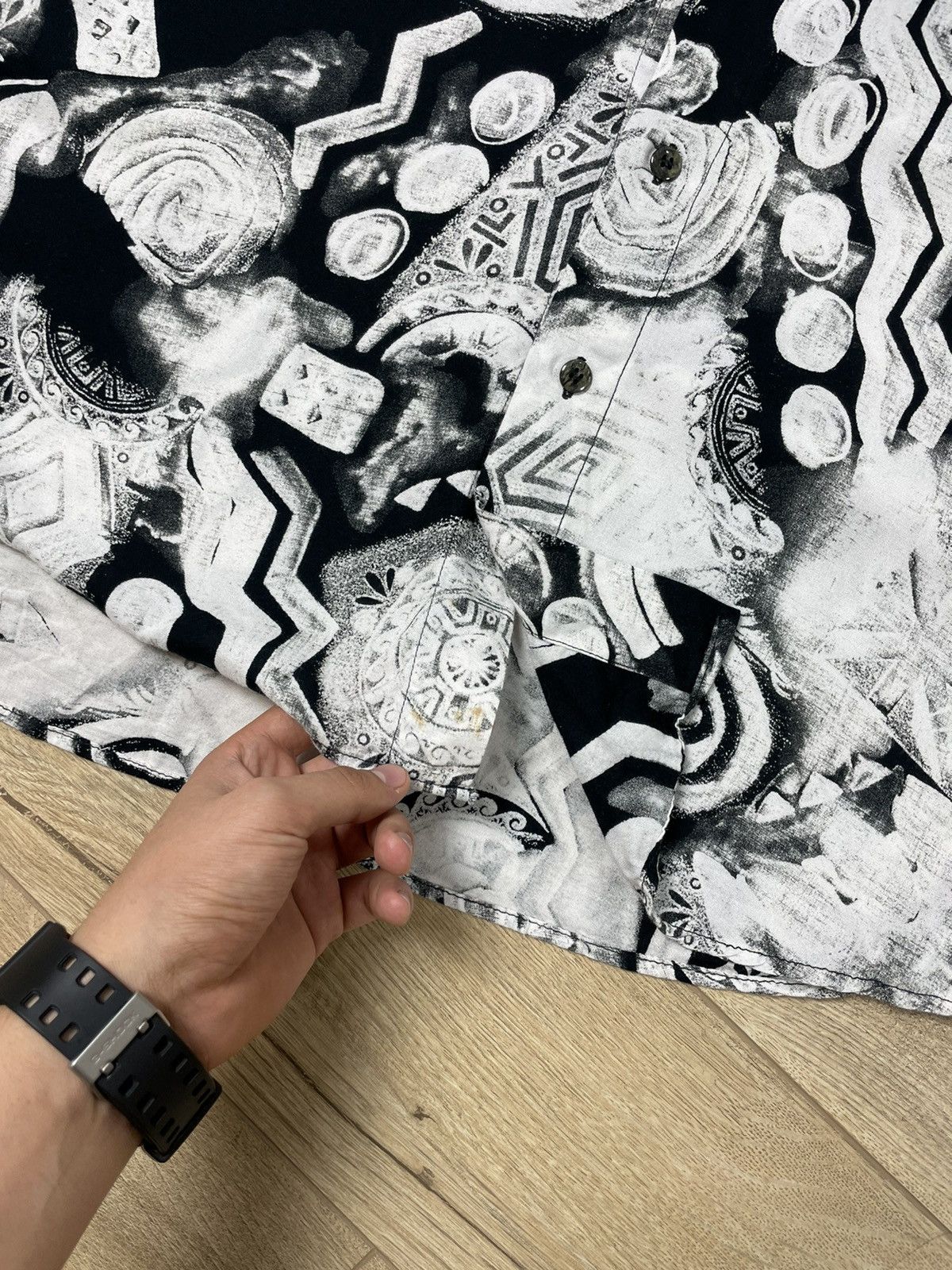 Vintage Vintage Button Ups Printed Crazy Oversized Shirt Size S Size US S / EU 44-46 / 1 - 5 Thumbnail