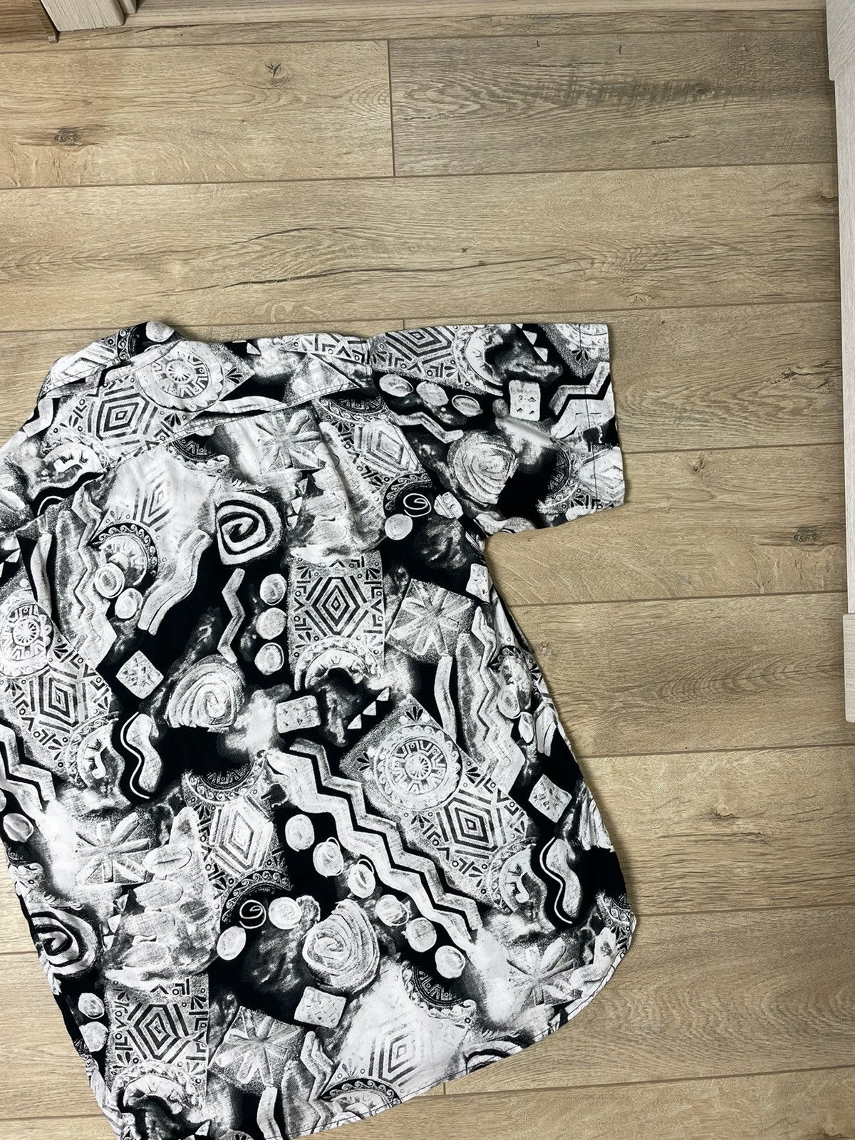 Vintage Vintage Button Ups Printed Crazy Oversized Shirt Size S Size US S / EU 44-46 / 1 - 12 Thumbnail