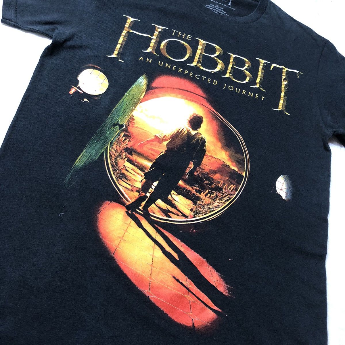 Vintage The Hobbit An Unexpected journey T Shirt Size US S / EU 44-46 / 1 - 2 Thumbnail