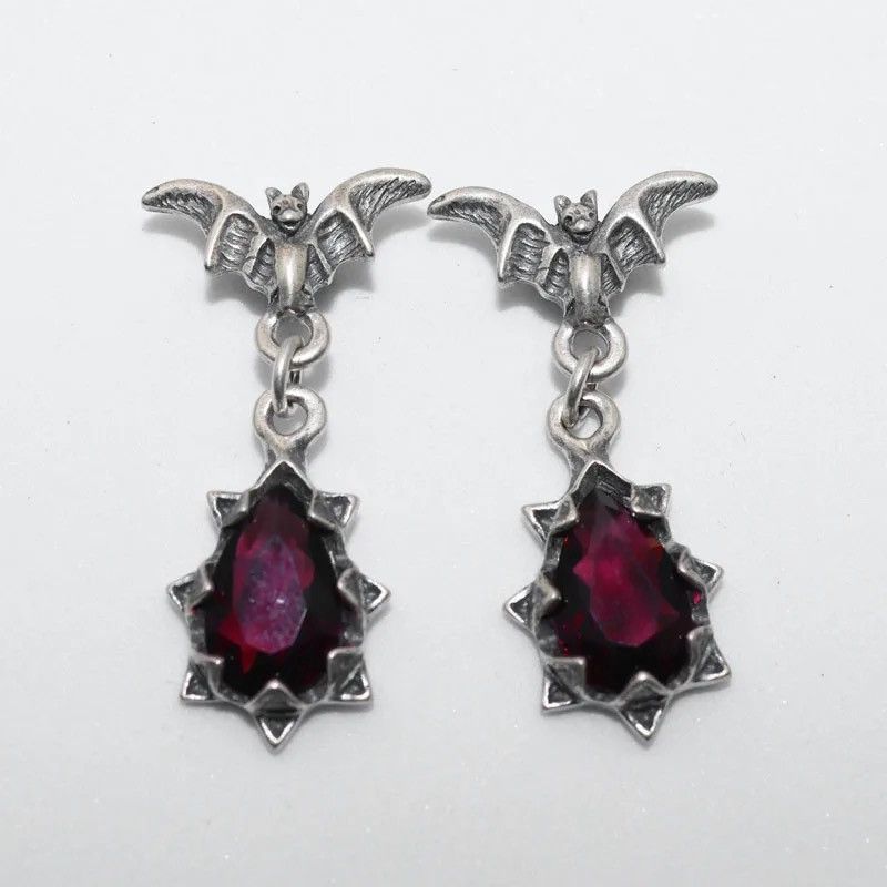 Jewelry × Vintage Vampire Bat Earrings Size ONE SIZE - 3 Thumbnail