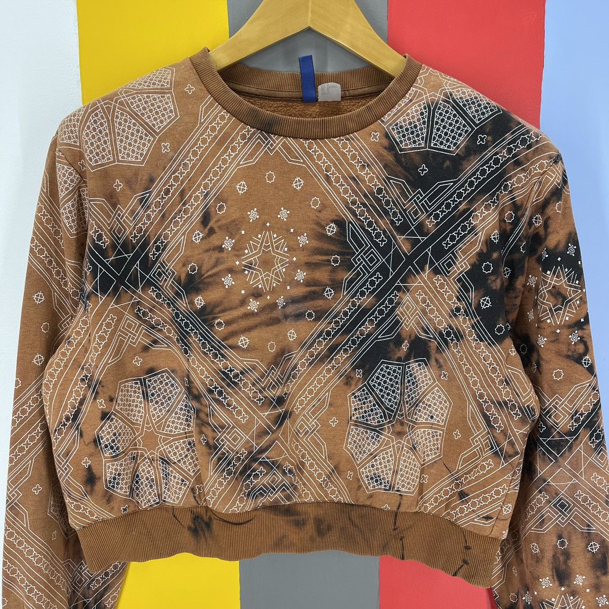H&M DIVIDED H&M Custom Crop Sweatshirt Acid Wash #1275/AS Size S / US 4 / IT 40 - 2 Thumbnail
