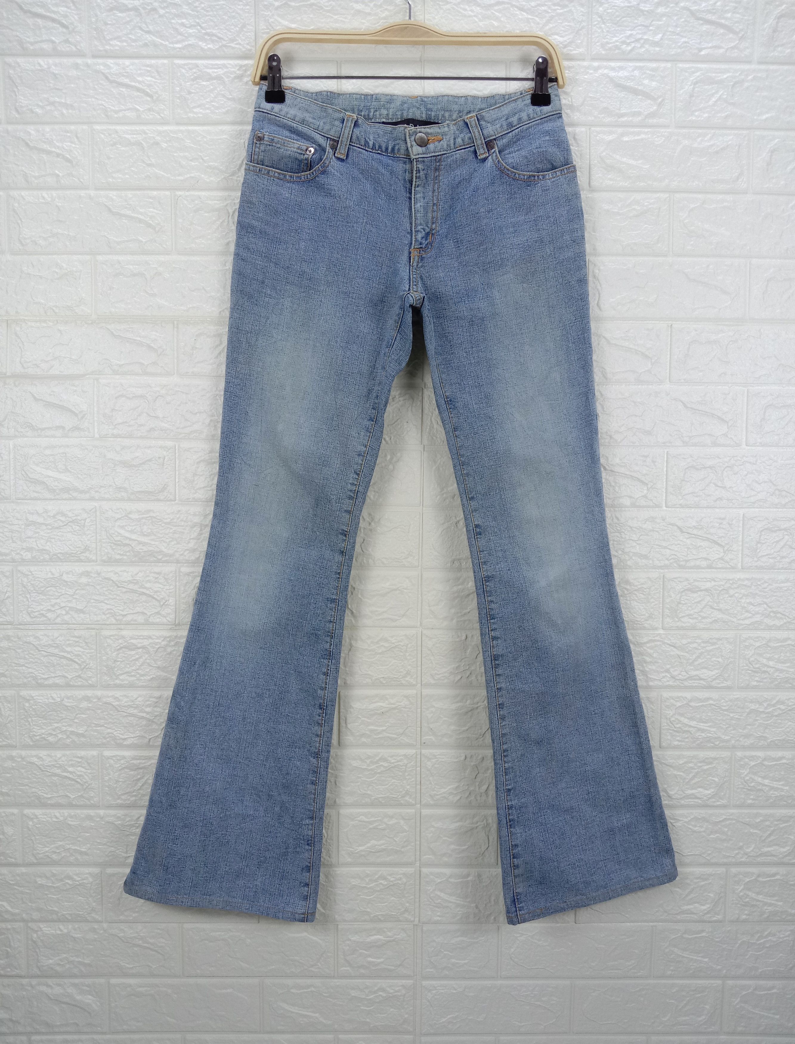 Japanese Brand Vintage Japanese Indivi Light Wash Flare Jeans Size 28" / US 6 / IT 42 - 1 Thumbnail