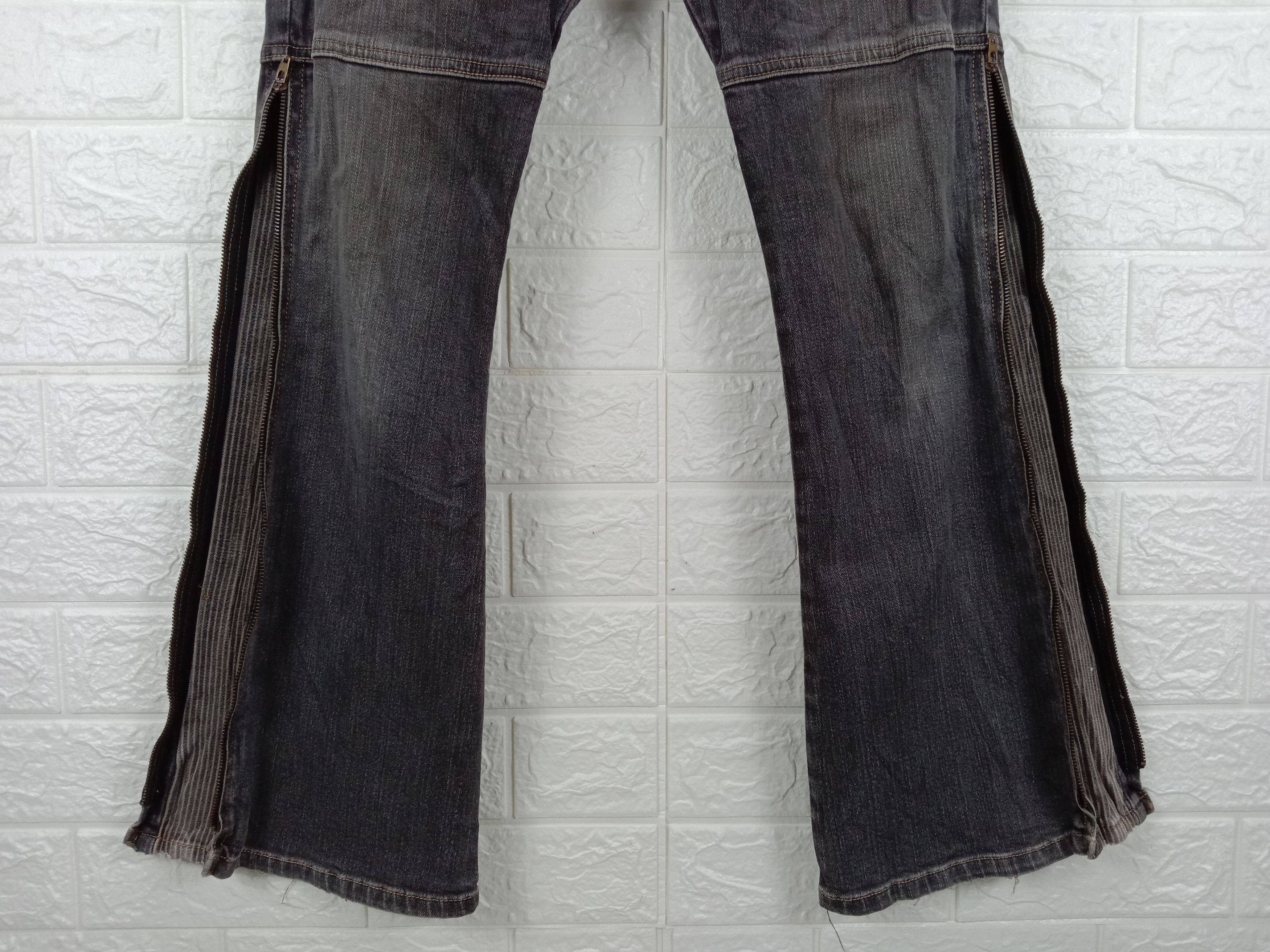 If Six Was Nine Flare Jeans Back Rush Faded Black Bell Bottom Denim Size 27" / US 4 / IT 40 - 7 Thumbnail