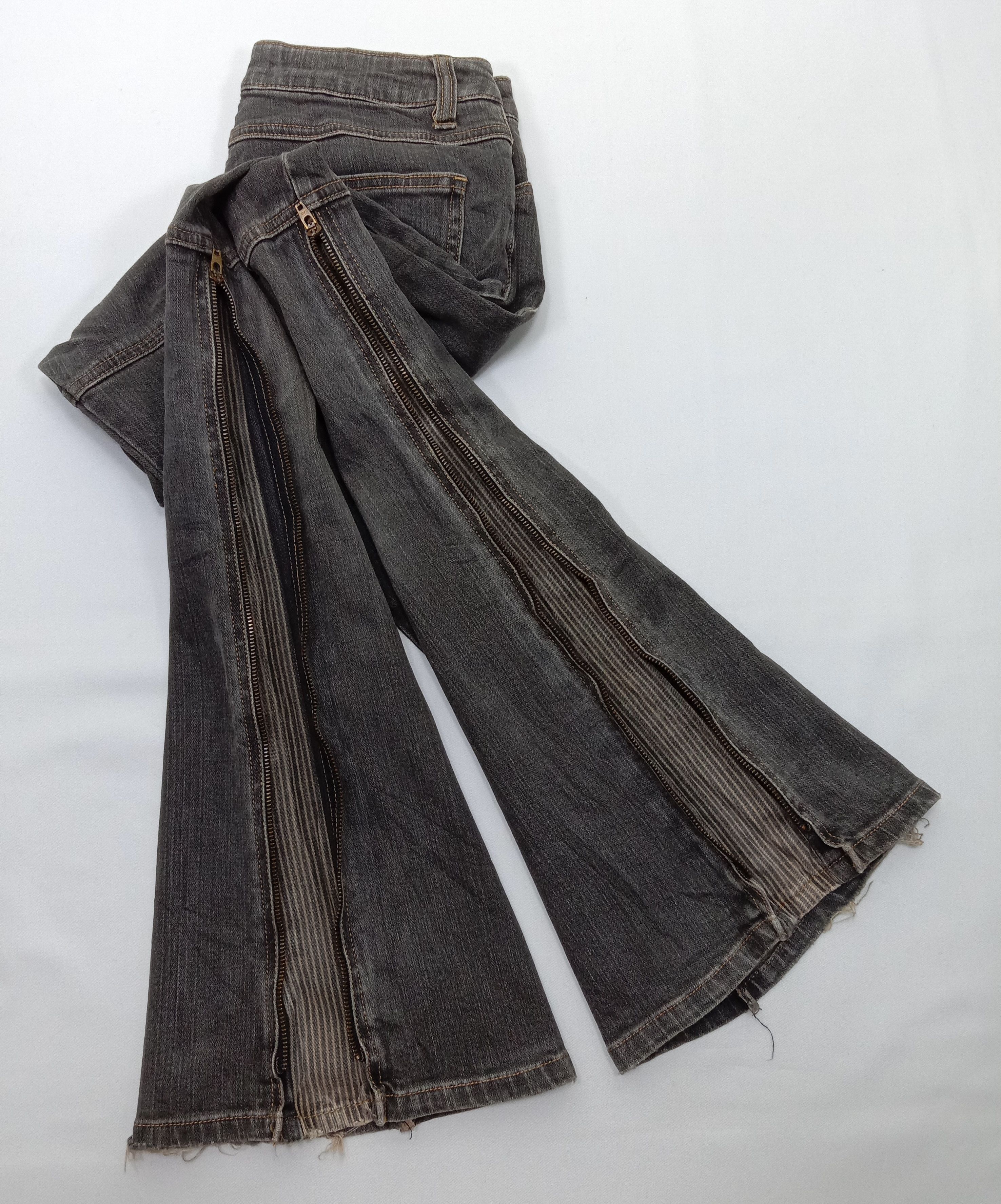 If Six Was Nine Flare Jeans Back Rush Faded Black Bell Bottom Denim Size 27" / US 4 / IT 40 - 1 Thumbnail