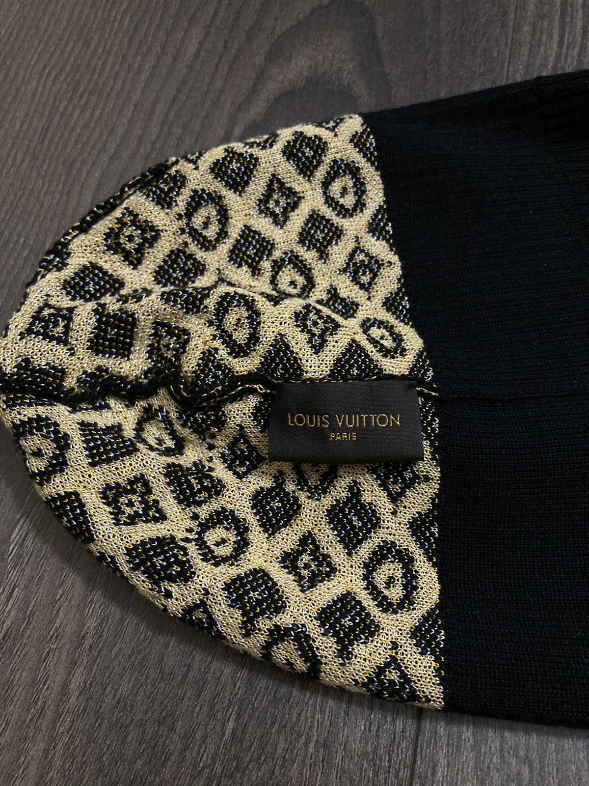Louis Vuitton 800$ Louis Vuitton Monogram Knit Wool Silk Beanie Hat Size ONE SIZE - 4 Thumbnail
