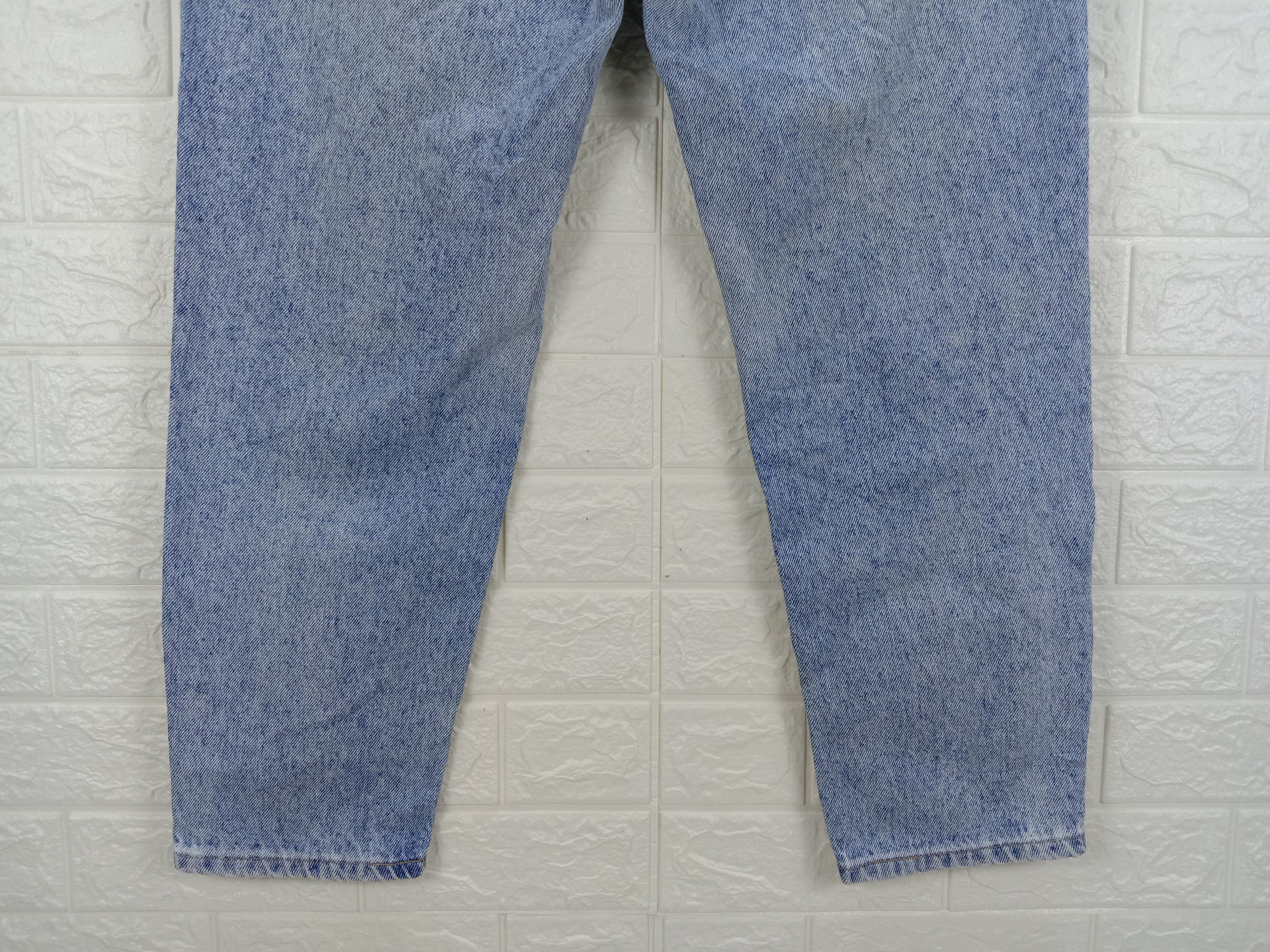 Lee Vintage 90s Lee Light Wash Mom Fit Jeans Size 28" / US 6 / IT 42 - 8 Thumbnail