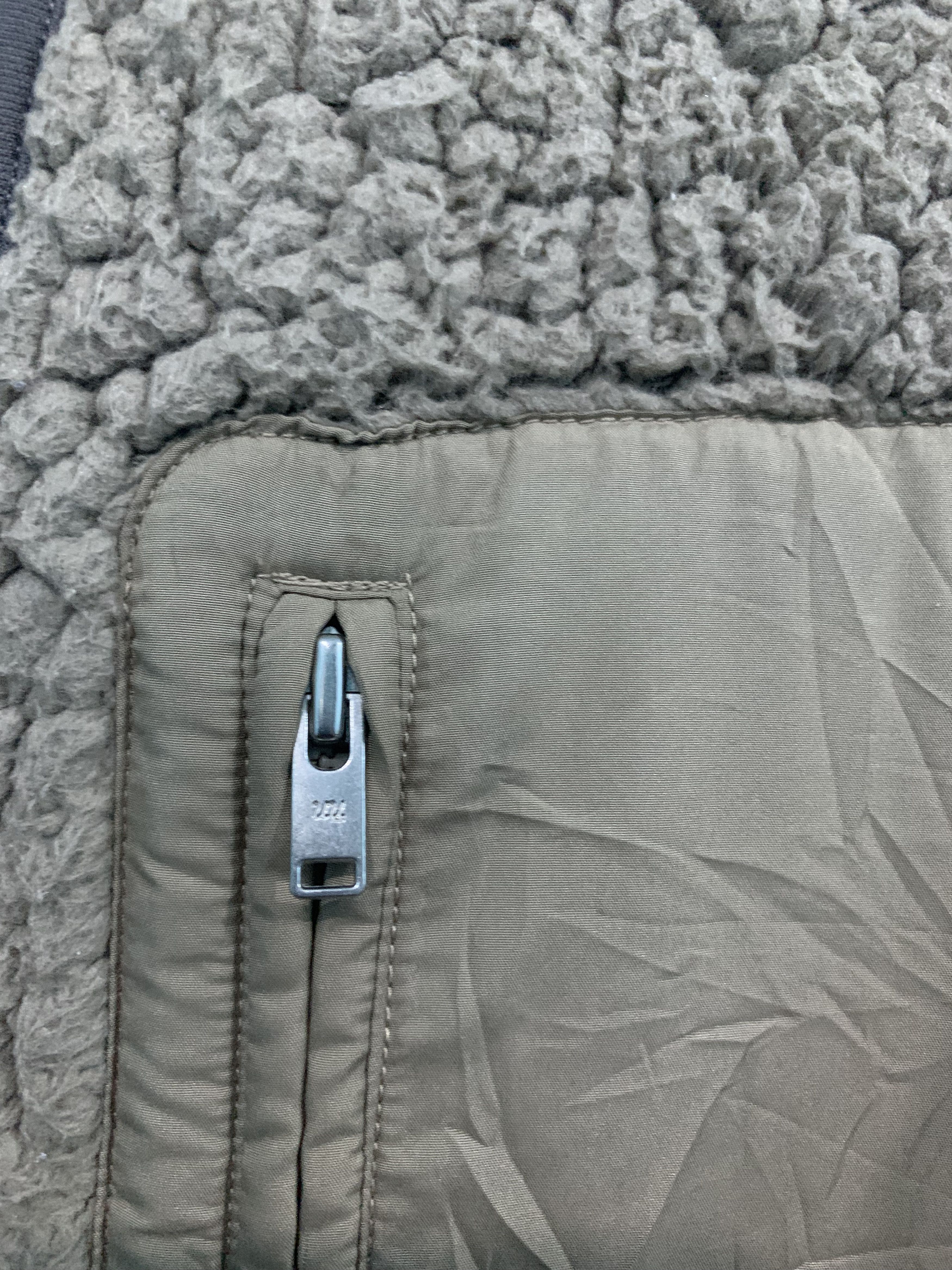 Undercover × Uniqlo × Vintage UU By Undercover X Uniqlo Sherpa Fleence Zip Up Size US S / EU 44-46 / 1 - 4 Thumbnail