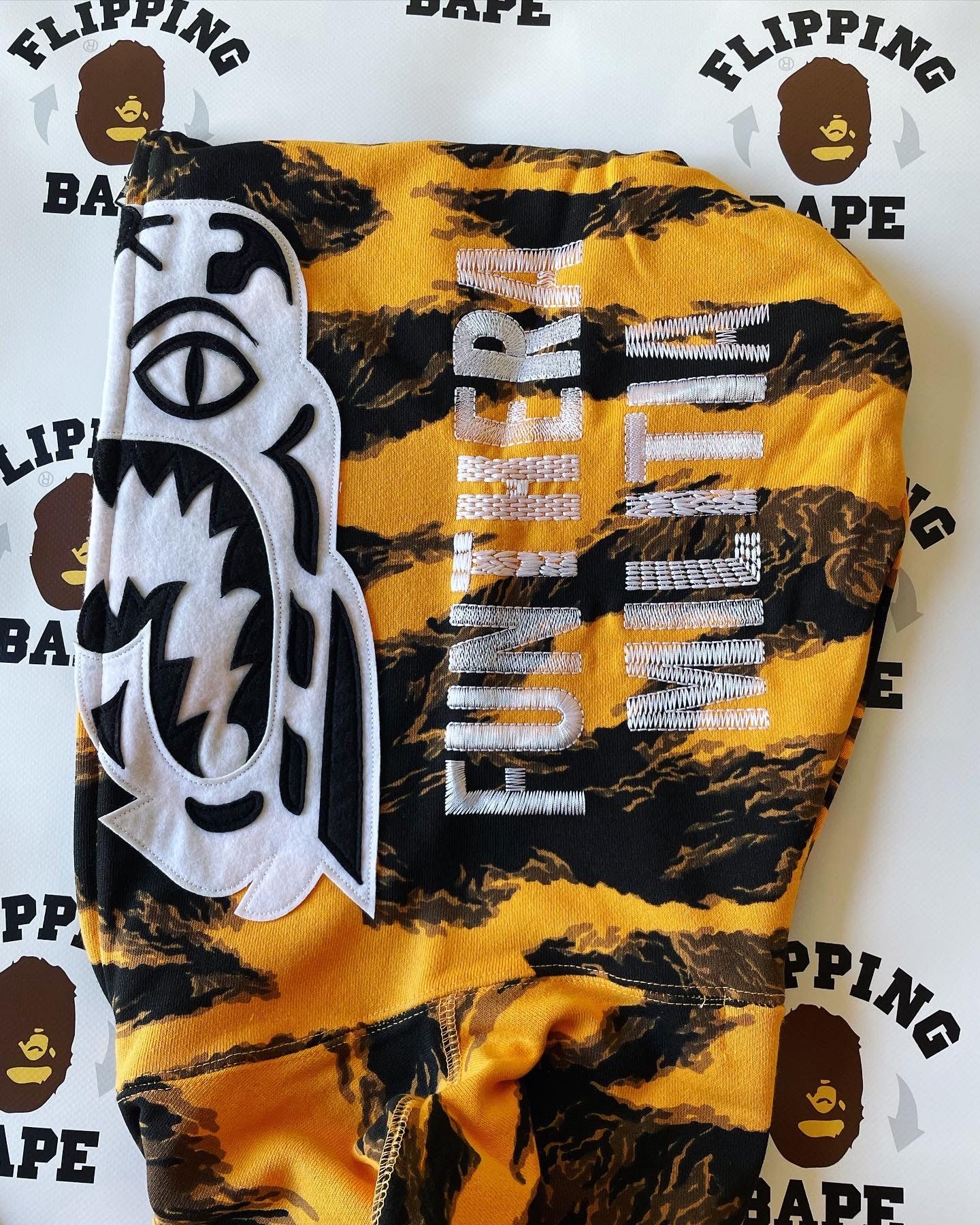 Bape BAPE TIGER CAMO TIGER RELAXED FIT FULL ZIP HOODIE Size US L / EU 52-54 / 3 - 5 Thumbnail