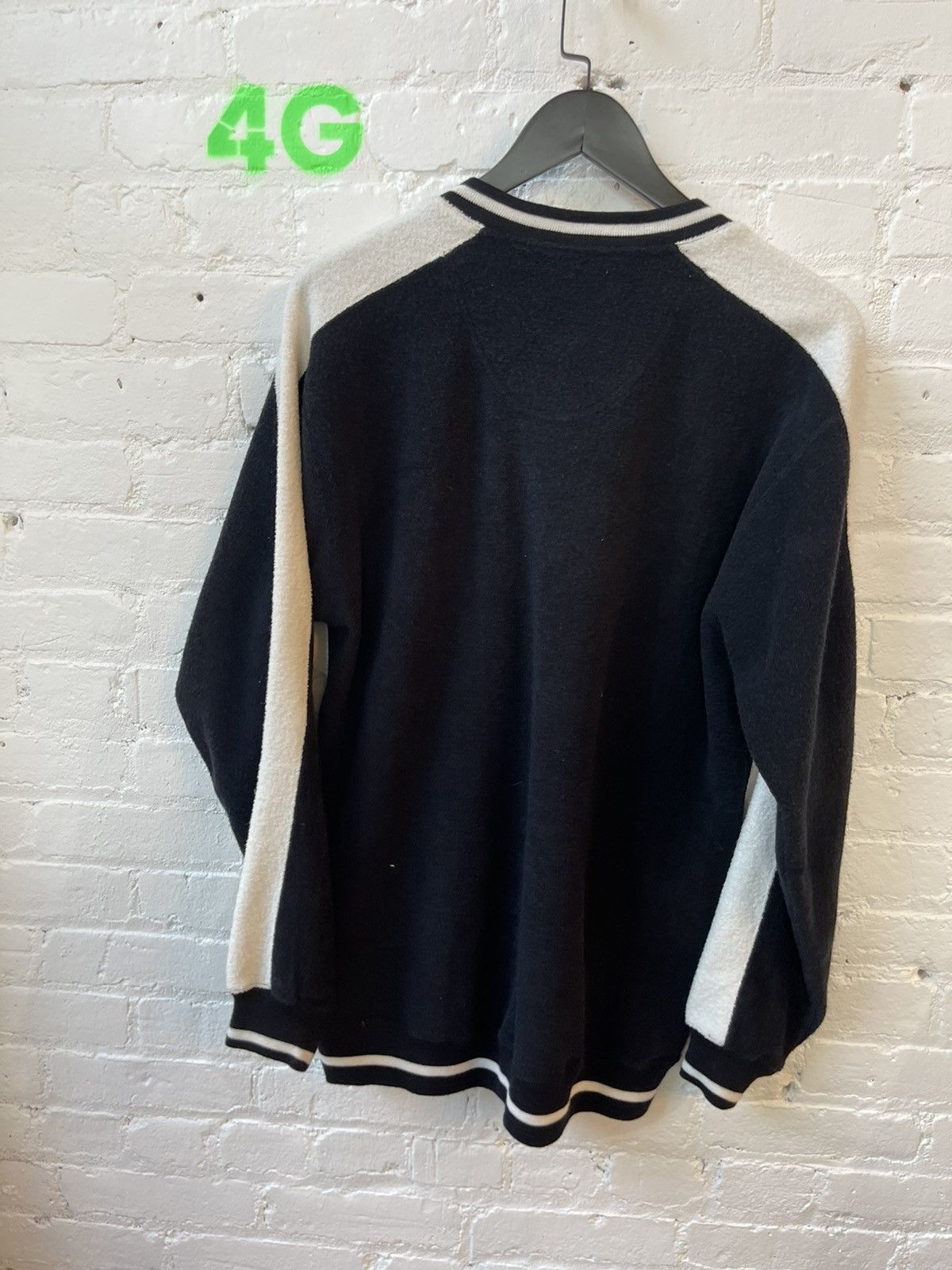 Vintage 90s BITCH SKATEBOARDS COZY V NECK SWEATER Size US L / EU 52-54 / 3 - 6 Thumbnail
